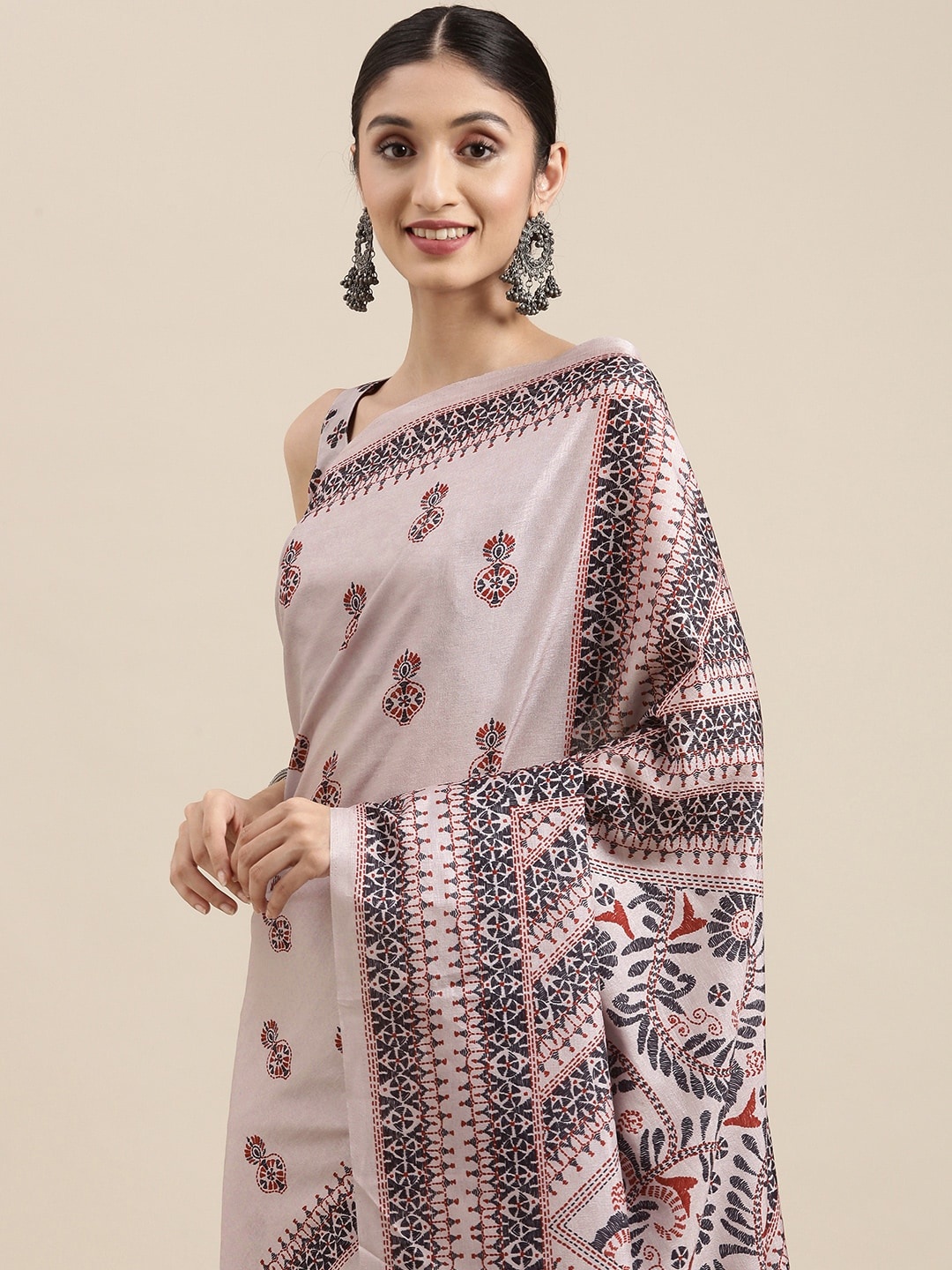 

Mitera Grey & Lavender Ethnic Motifs Manipuri Silk Blend Bagru Saree