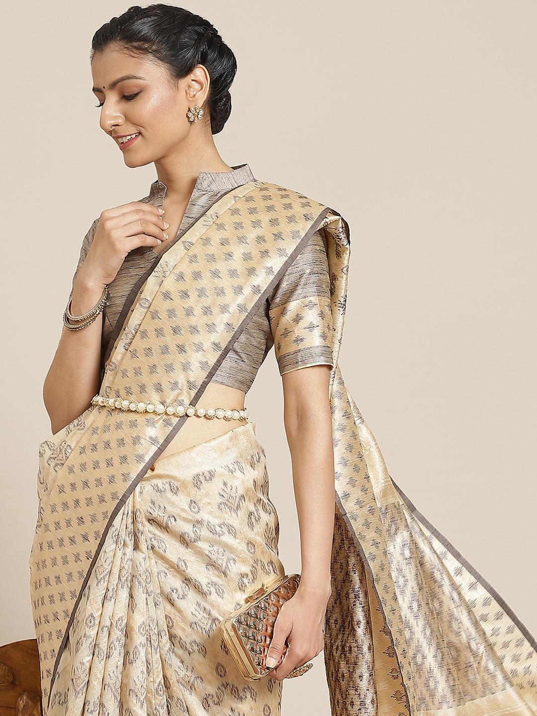 

Satrani Gold-Toned & Grey Melange Woven Design Silk Cotton Saree