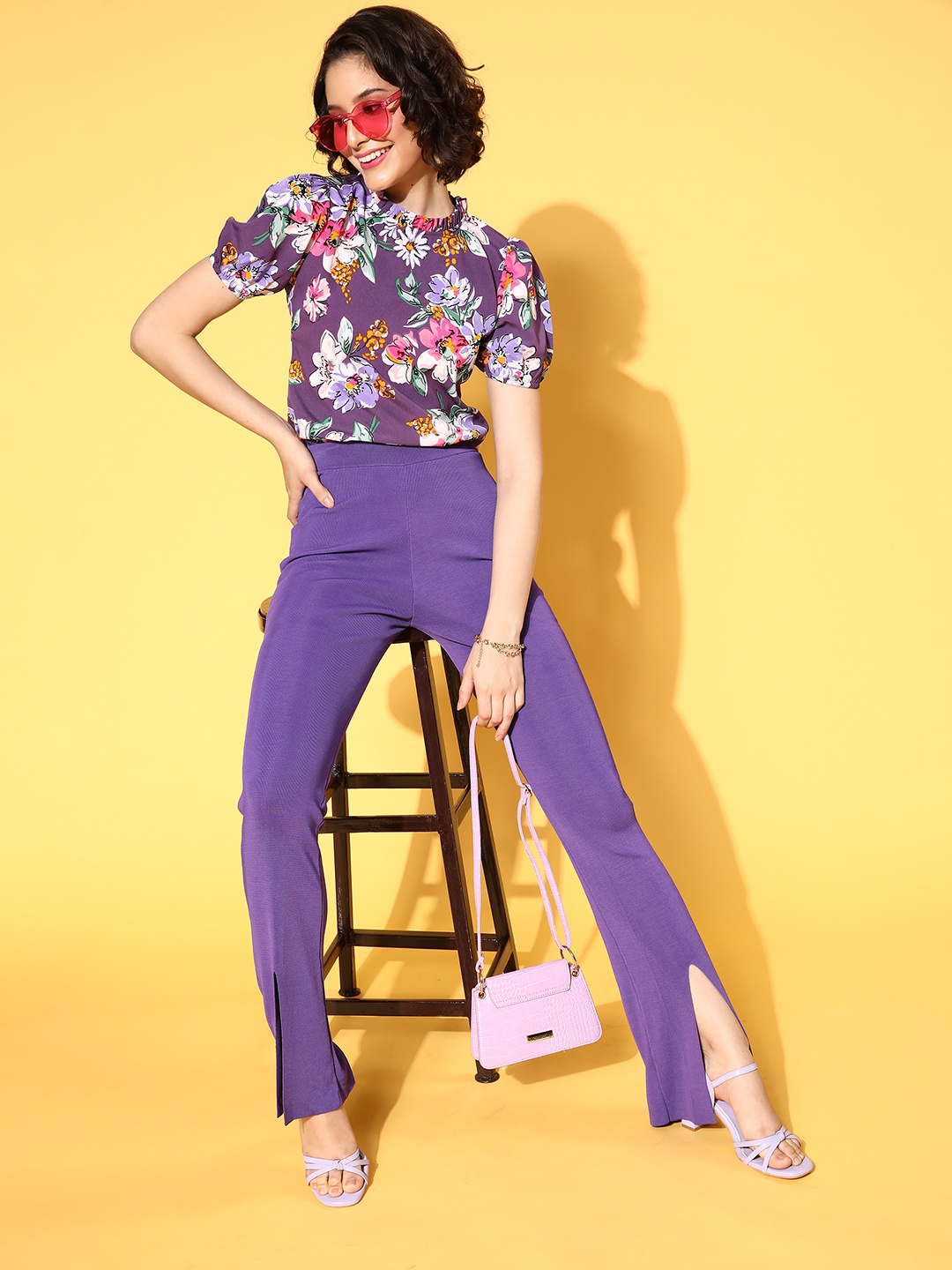 

Berrylush Purple Floral Print Ruffles Top