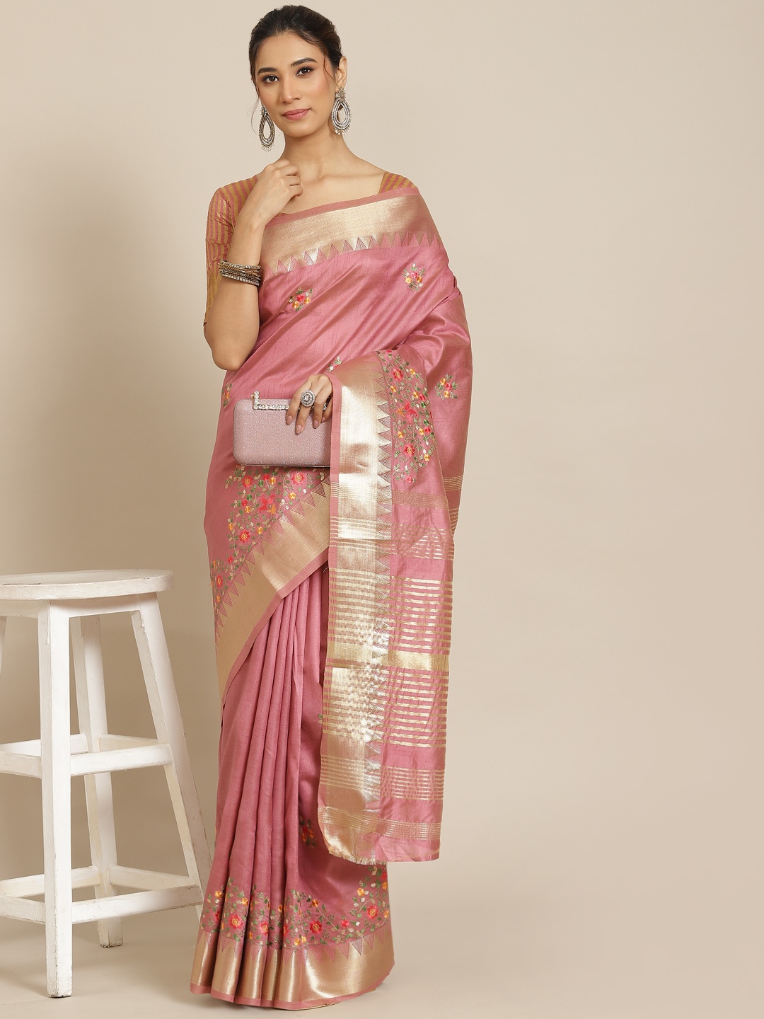 

RAJGRANTH Pink Floral Embroidered Silk Cotton Saree