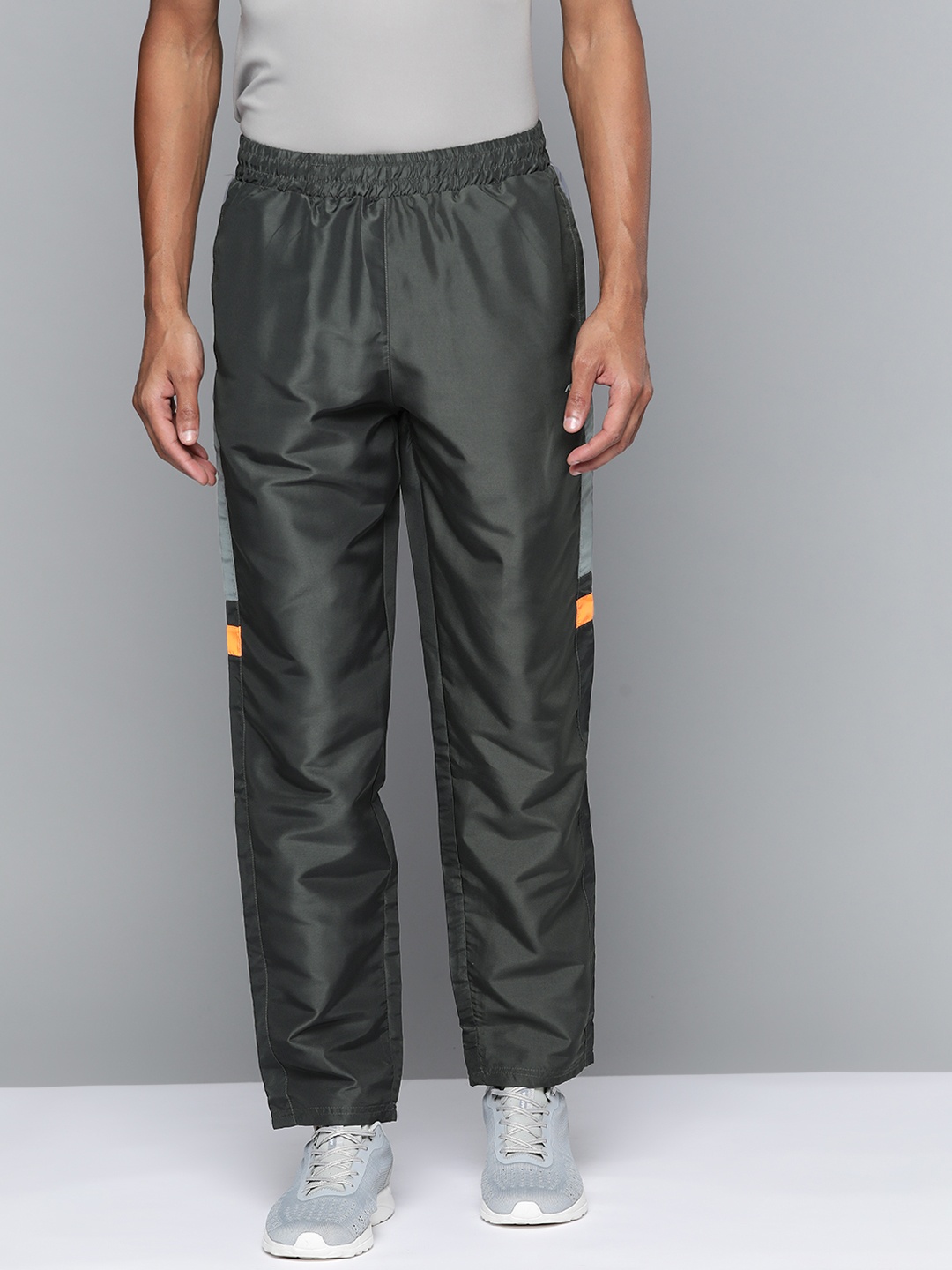 

Alcis Men Grey Solid Track Pants
