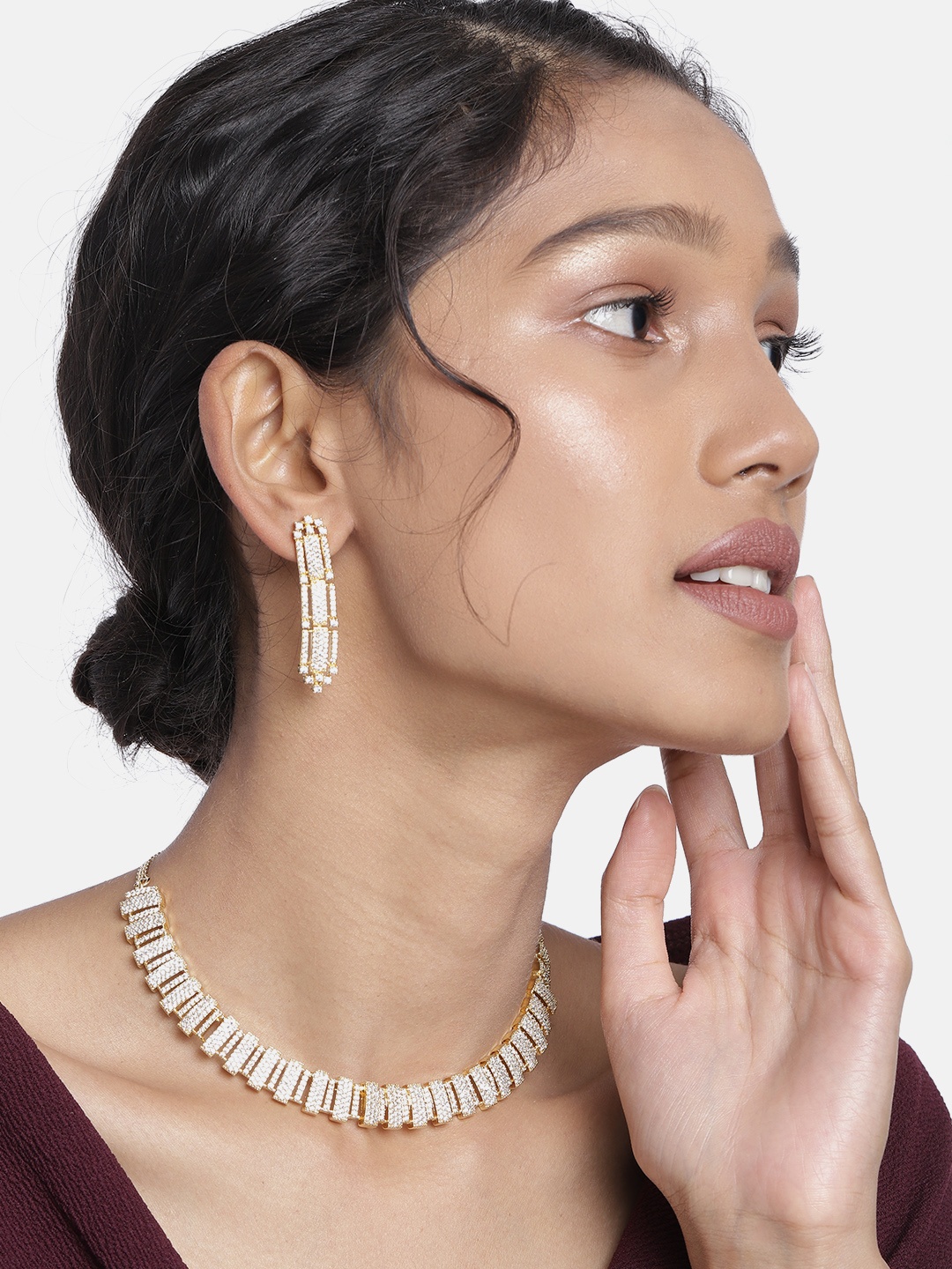 

Peora American Diamond Gold Plated White Choker Jewellery Set