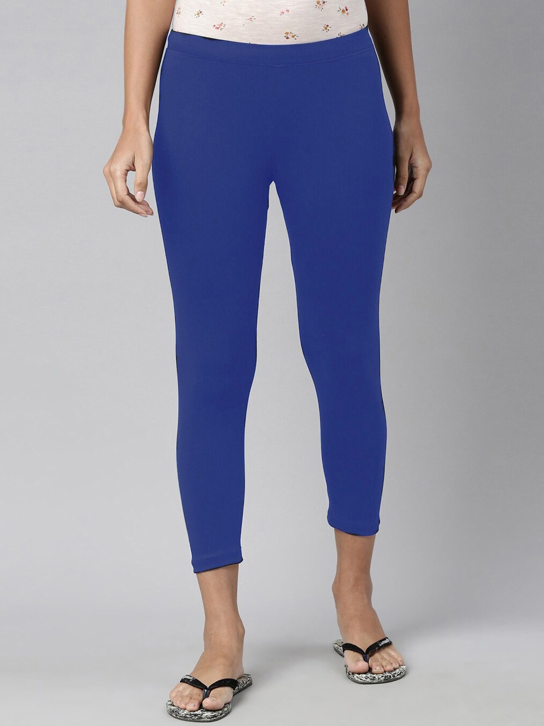 

Kryptic Women Blue Solid Ankle-Length Leggings