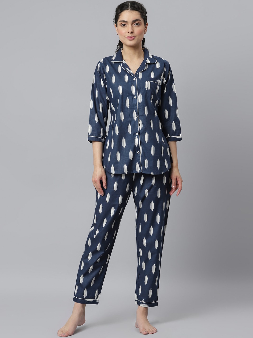 

Stylum Women Navy Blue & White Printed Night suit