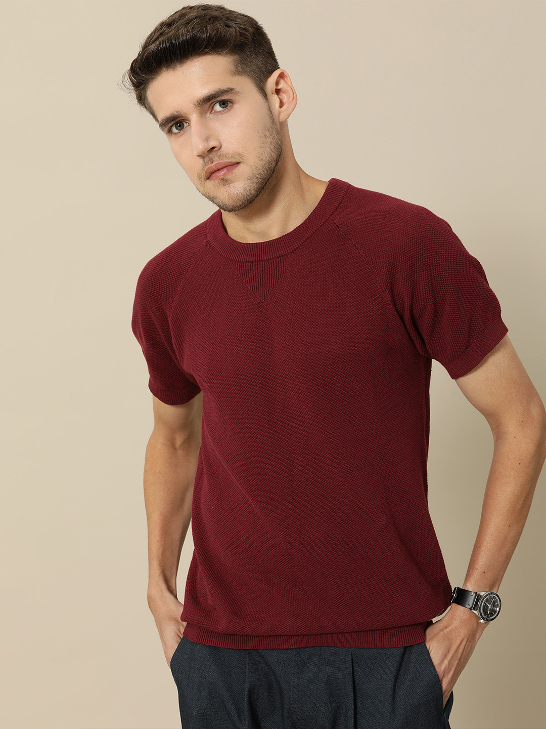 

Mr Bowerbird Men V Patch Sweater T-shirt, Maroon