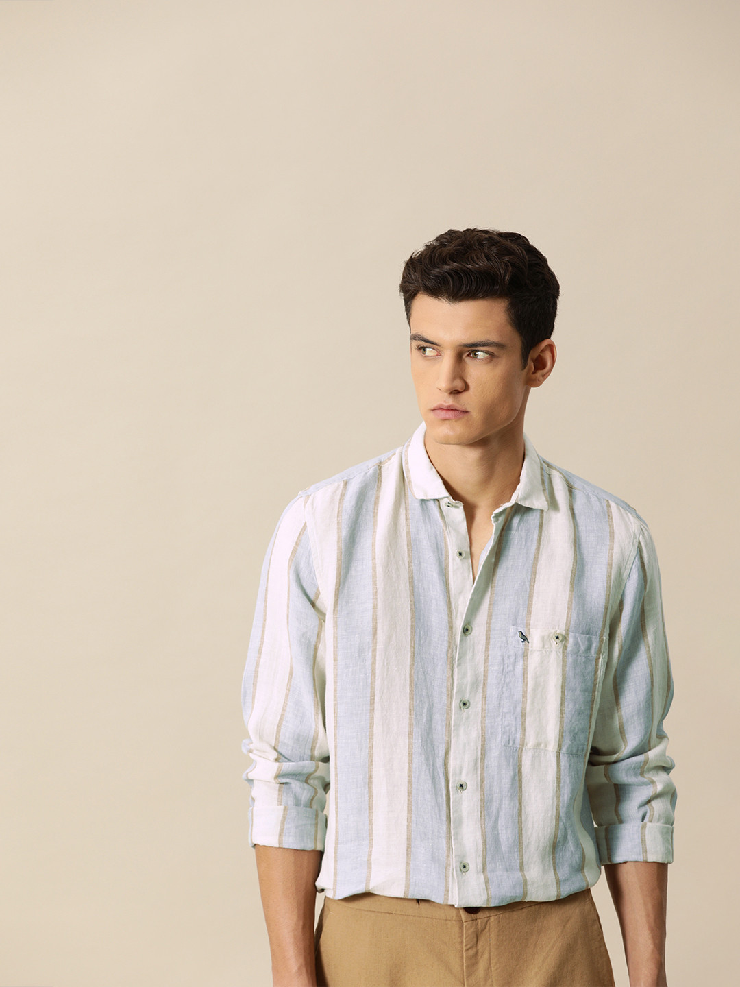 

Mr Bowerbird Men Off White & Blue Vertical Stripes Linen Casual Shirt