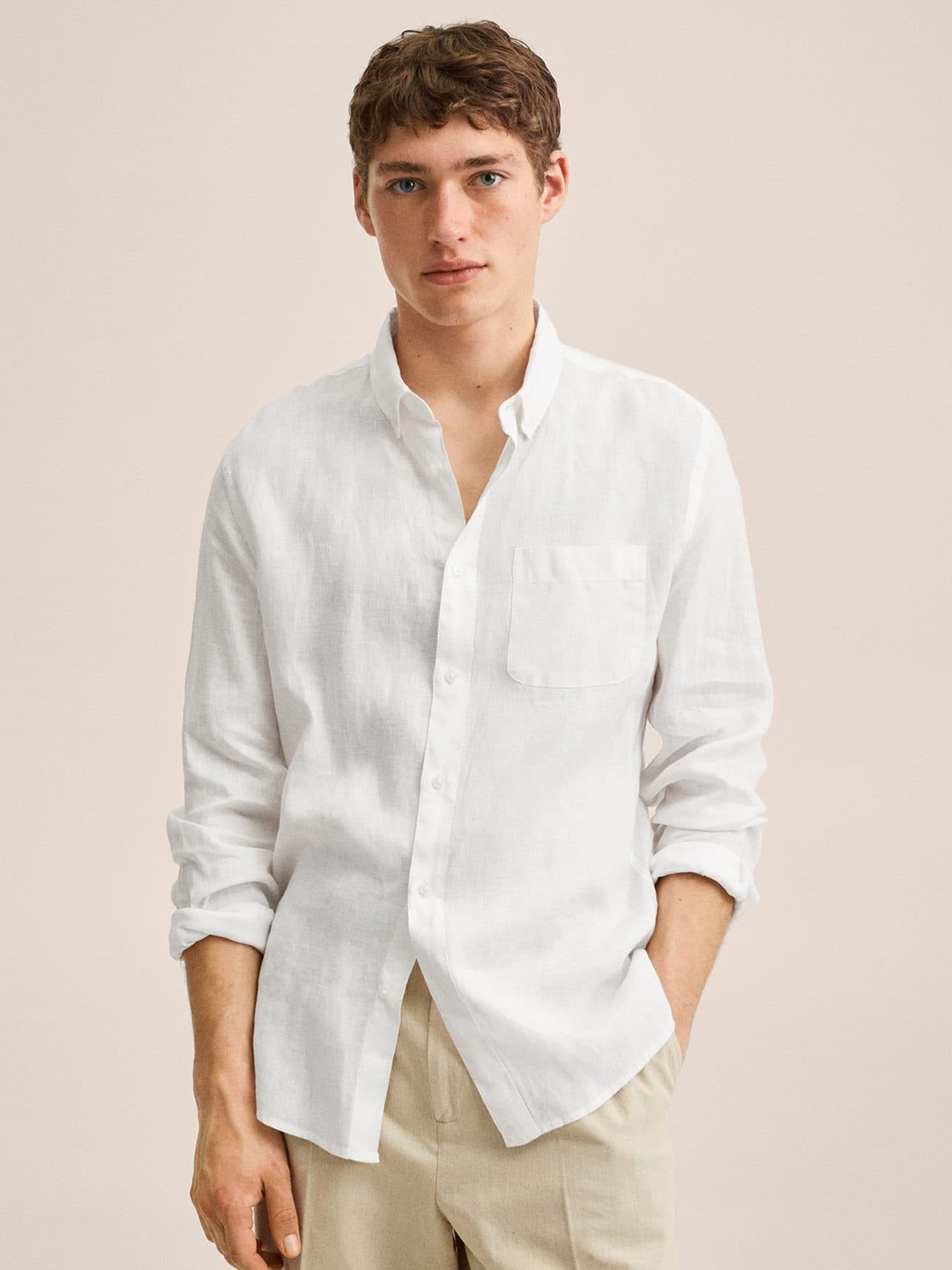 

MANGO MAN Men White Pure Linen Solid Slim Fit Casual Shirt