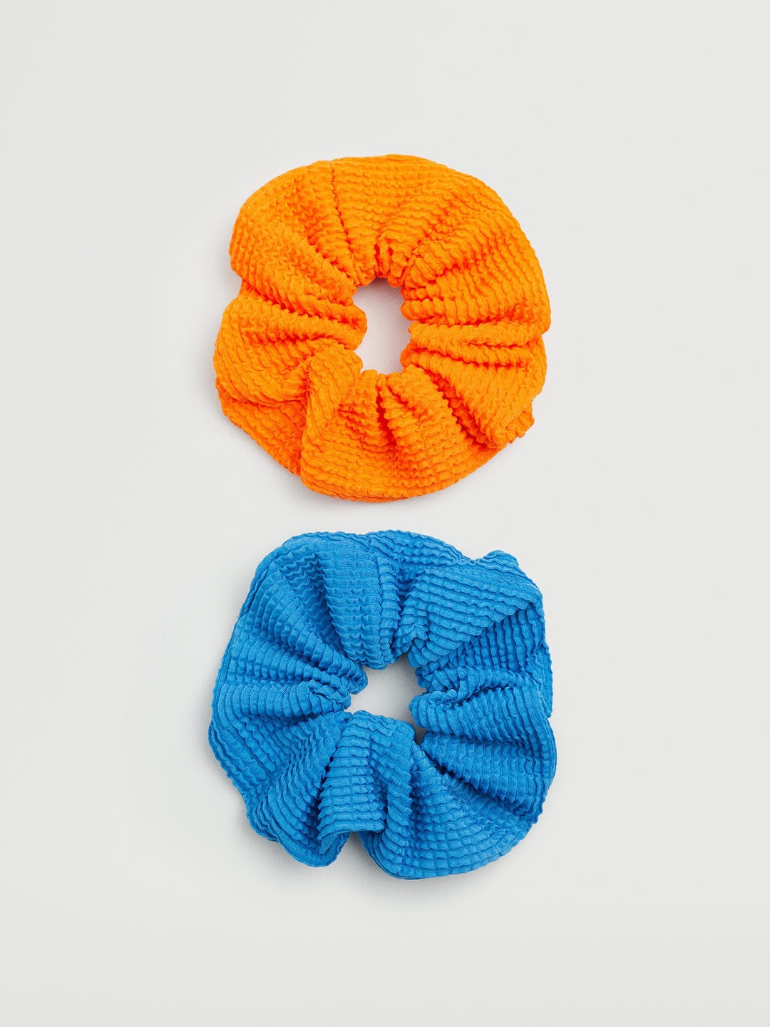 

MANGO Women Set of 2 Self Design Scrunchies, Orange