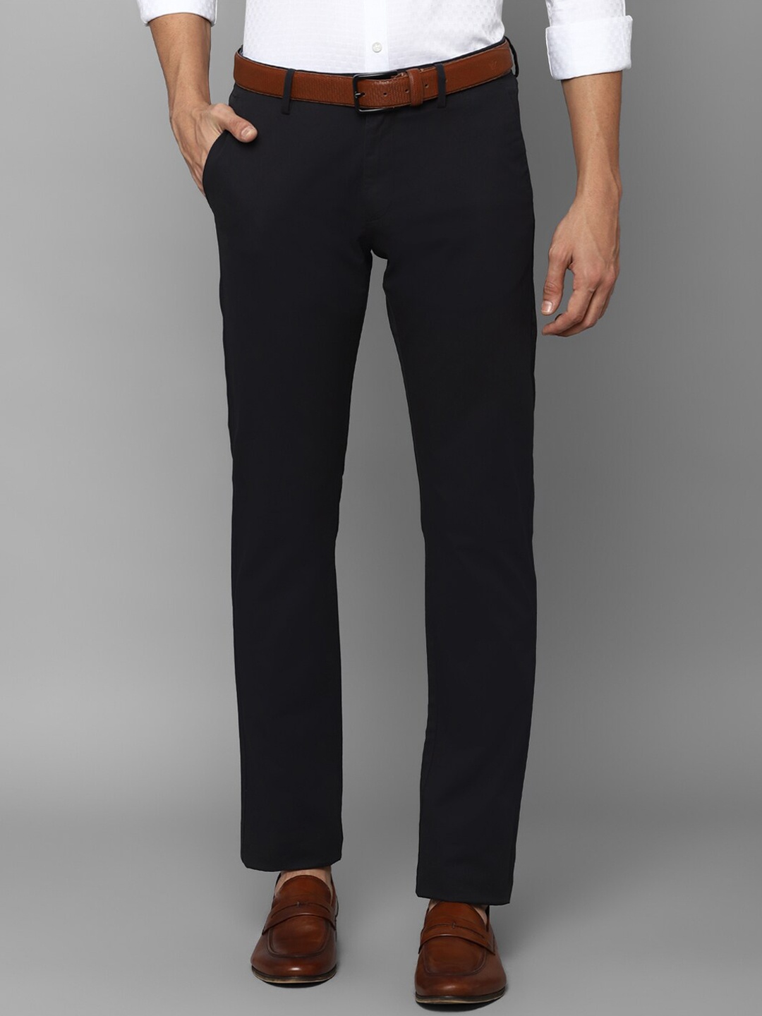 

Allen Solly Men Grey Slim Fit Cotton Trousers