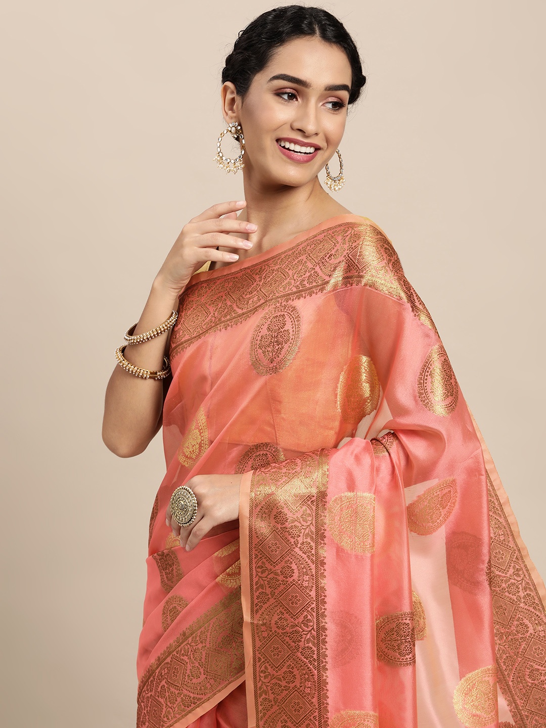 

Mitera Pink & Gold-Toned Ethnic Motifs Zari Organza Saree