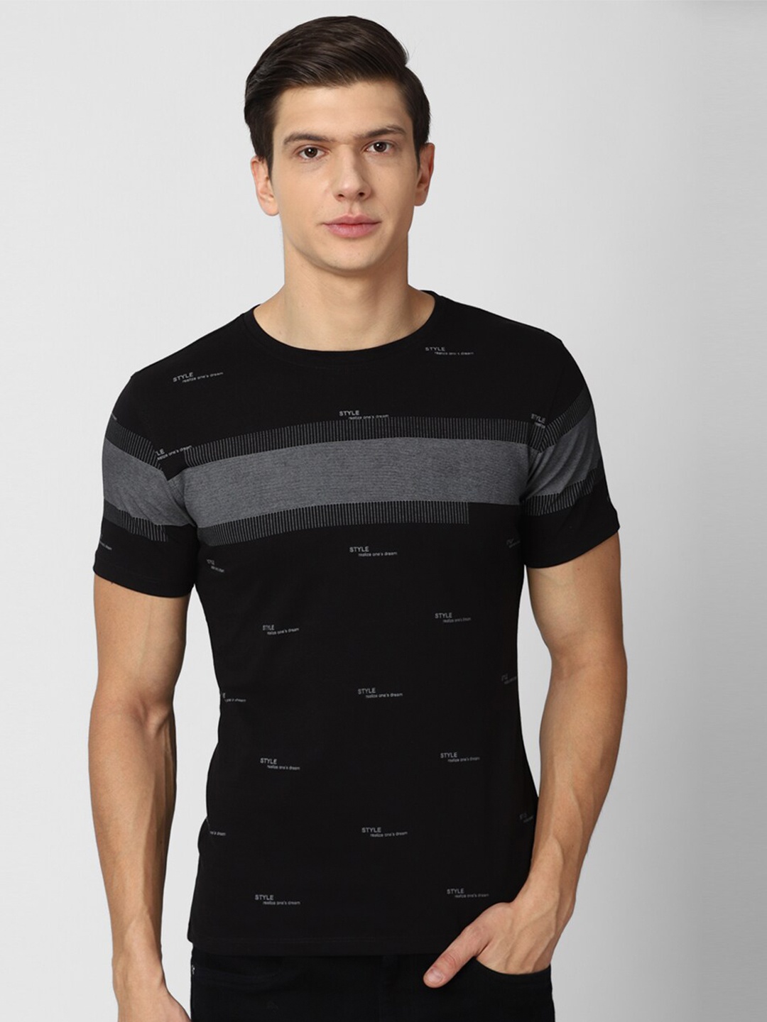 

Van Heusen Sport Men Black Typography Printed Pure Cotton T-shirt