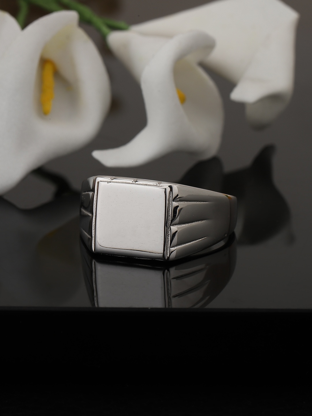 

Carlton London Silver-Toned Rhodium-Plated Handcrafted Finger Rings