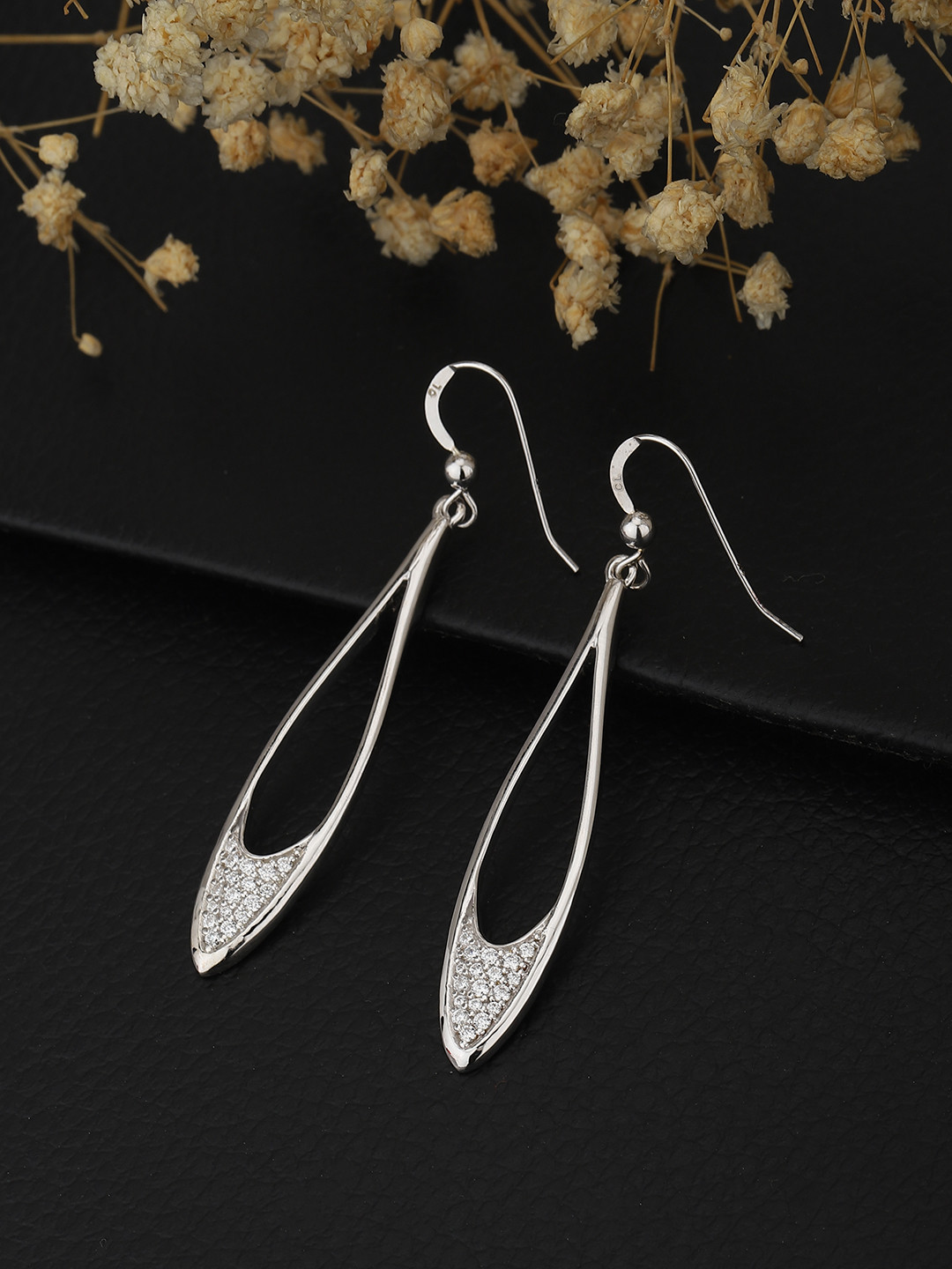 

Carlton London 925 Sterling Silver-Toned Oval Drop Earrings