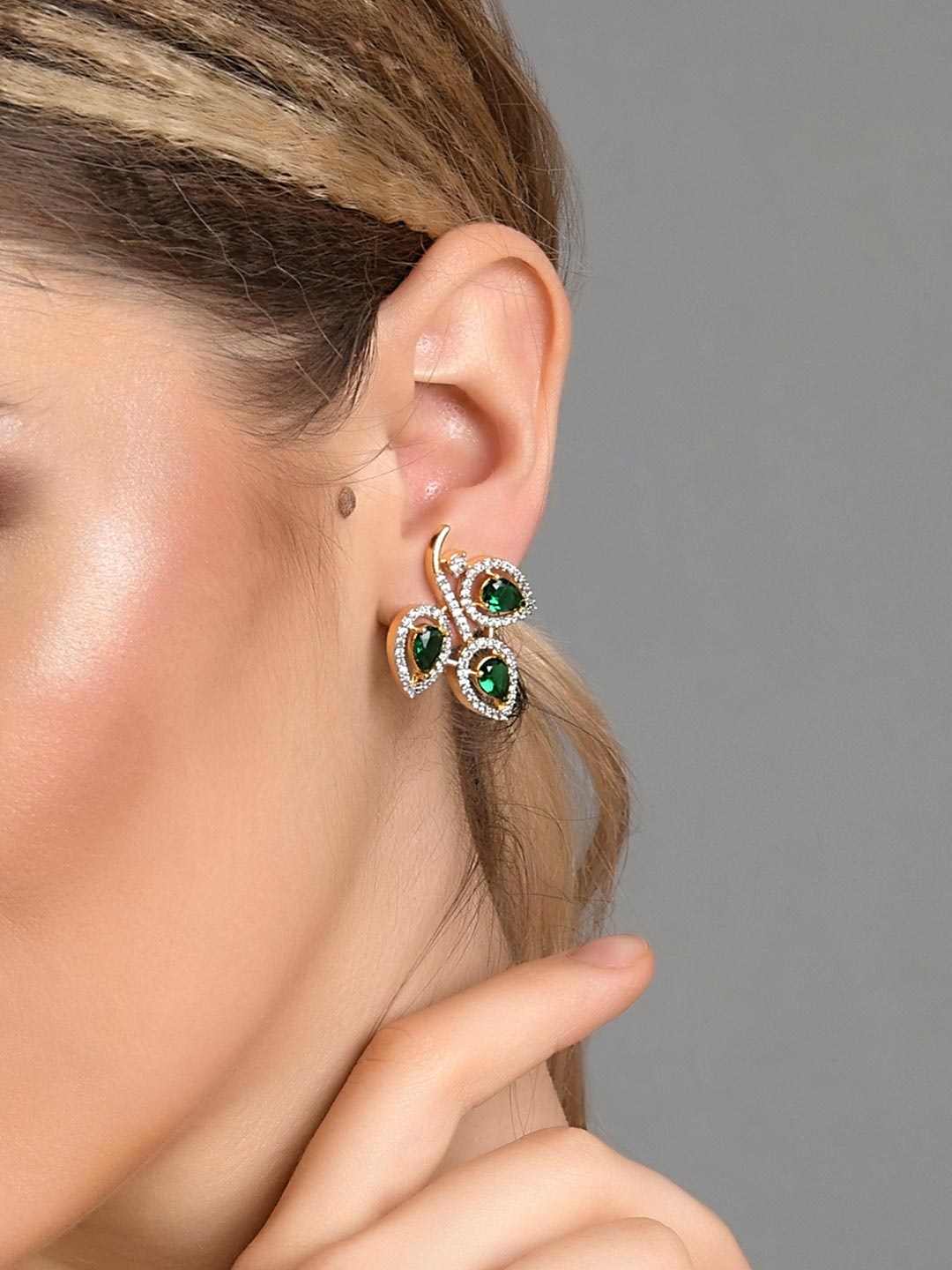 

Fida Green Floral Studs Earrings