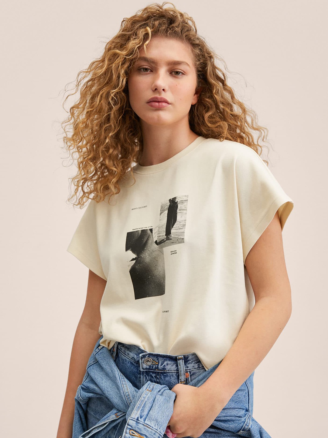

MANGO Women Cream-Coloured & Black Typography Printed Extended Sleeves Pure Cotton T-shirt