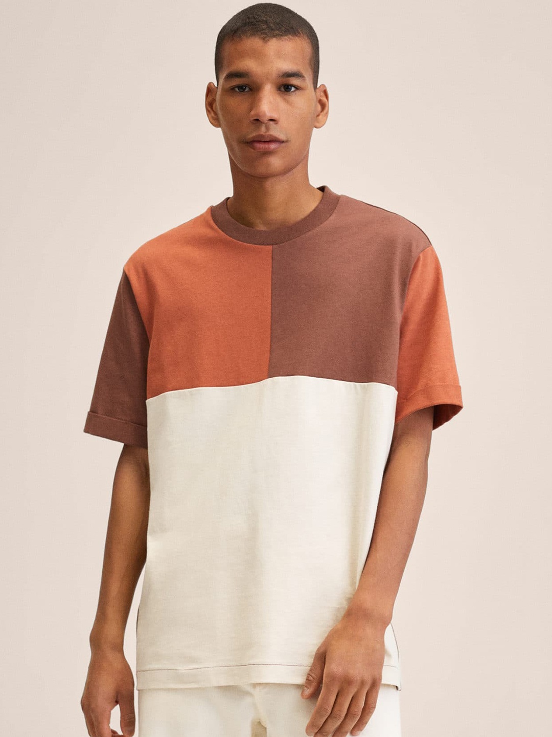 

MANGO MAN Off White & Brown Colourblocked Pure Cotton T-shirt