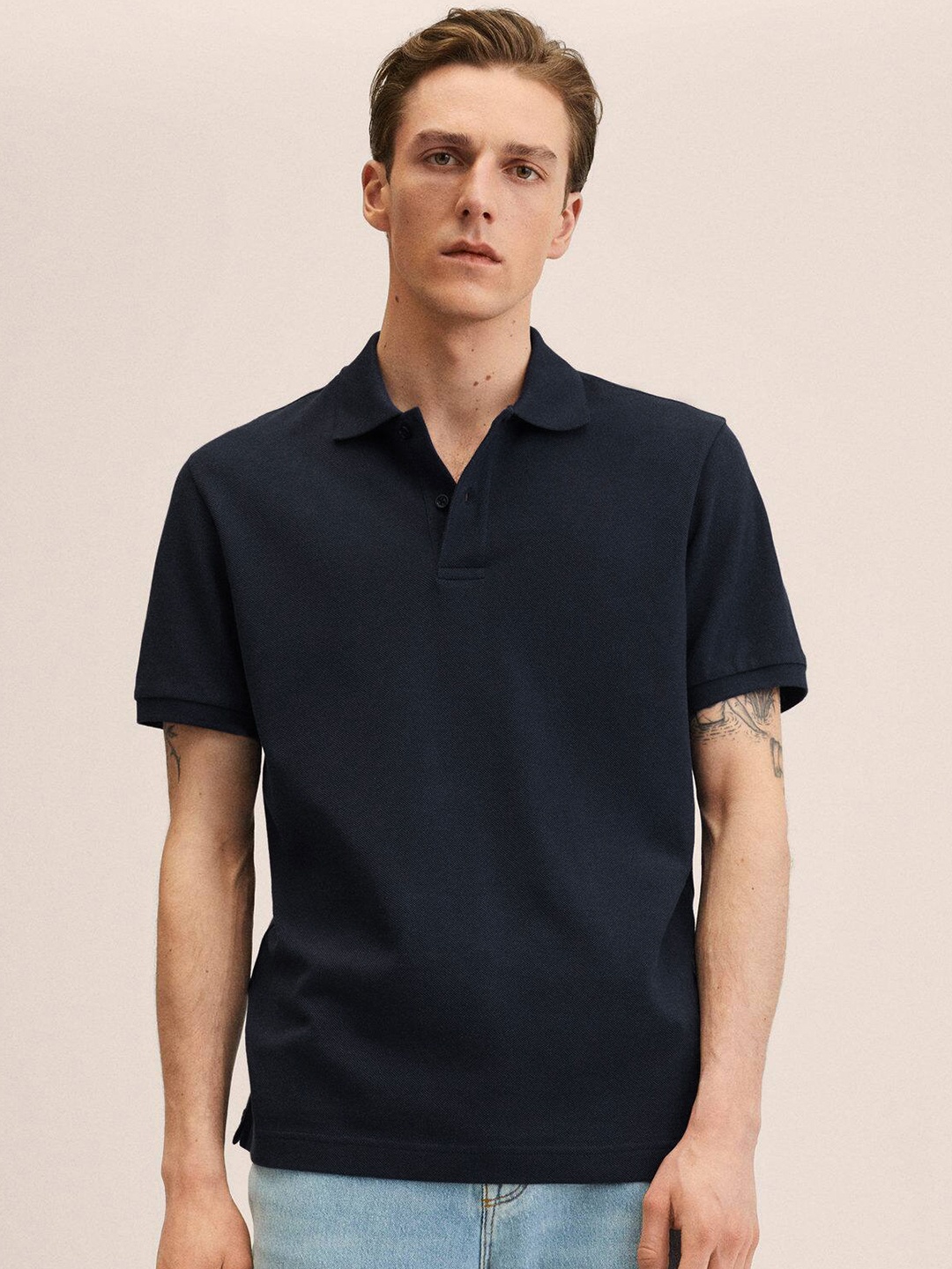 

MANGO MAN Navy Blue Solid Pure Cotton T-shirt