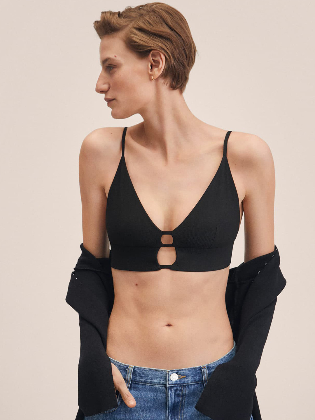 

MANGO Black Solid Bralette Crop Top