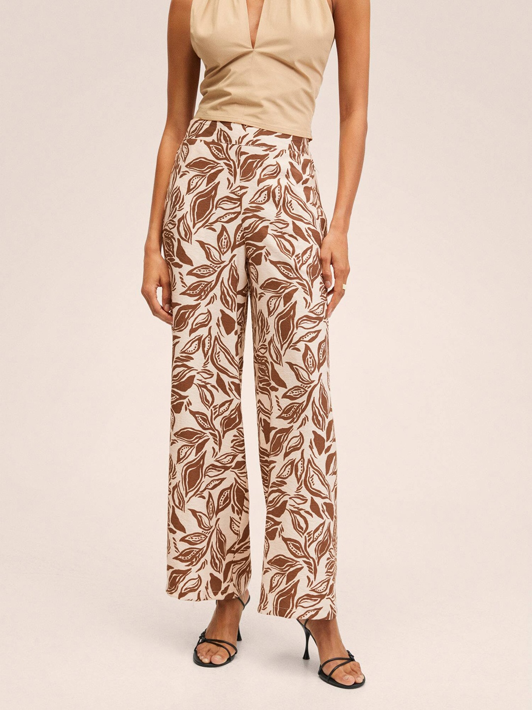 

MANGO Women Brown & Cream-Coloured Conversational Printed Trousers