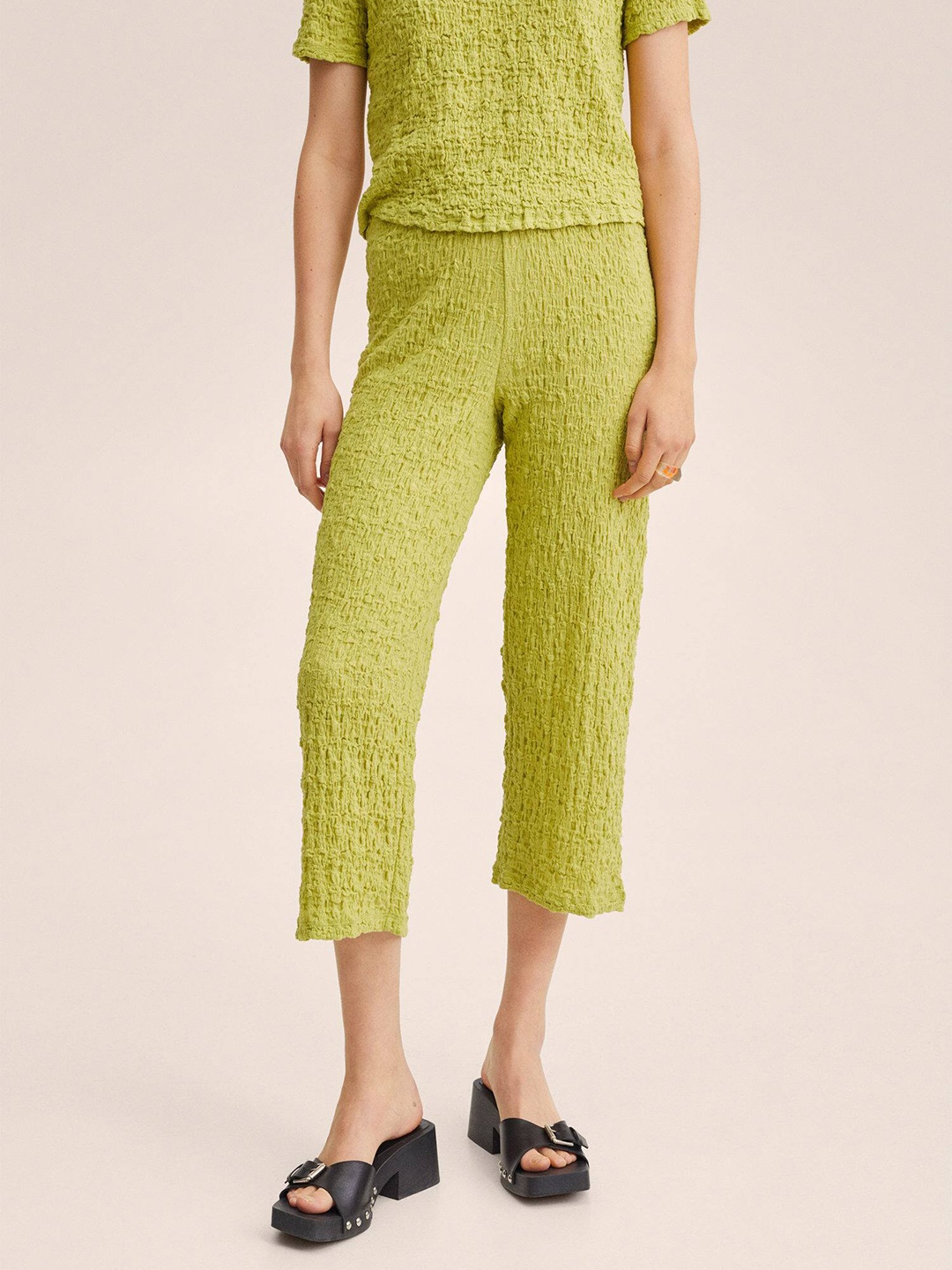 

MANGO Women Green Textured Cropped Trousers