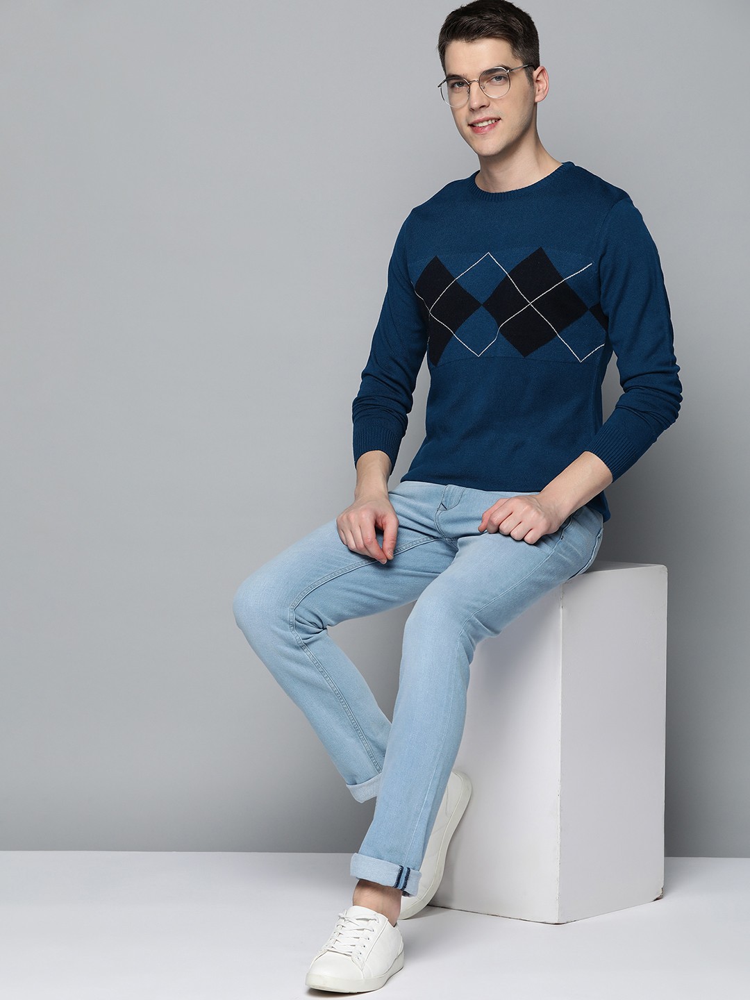 

Mast & Harbour Men Teal Green Geometric Pattern Acrylic Pullover
