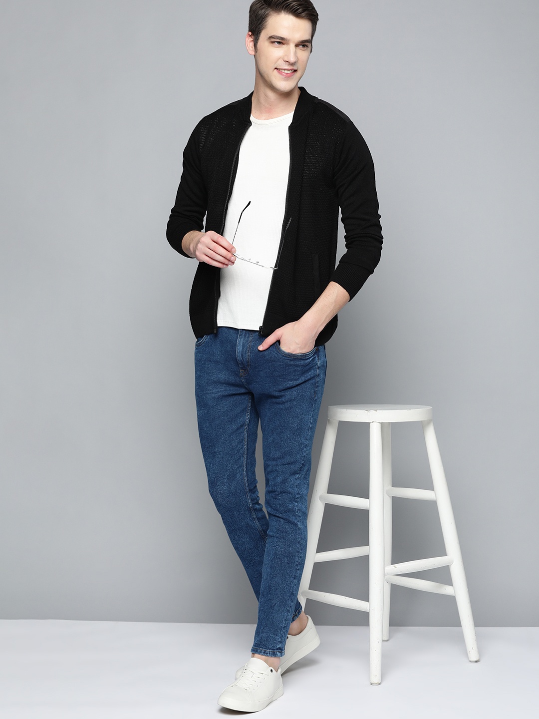 

Mast & Harbour Men Black Solid Cardigan
