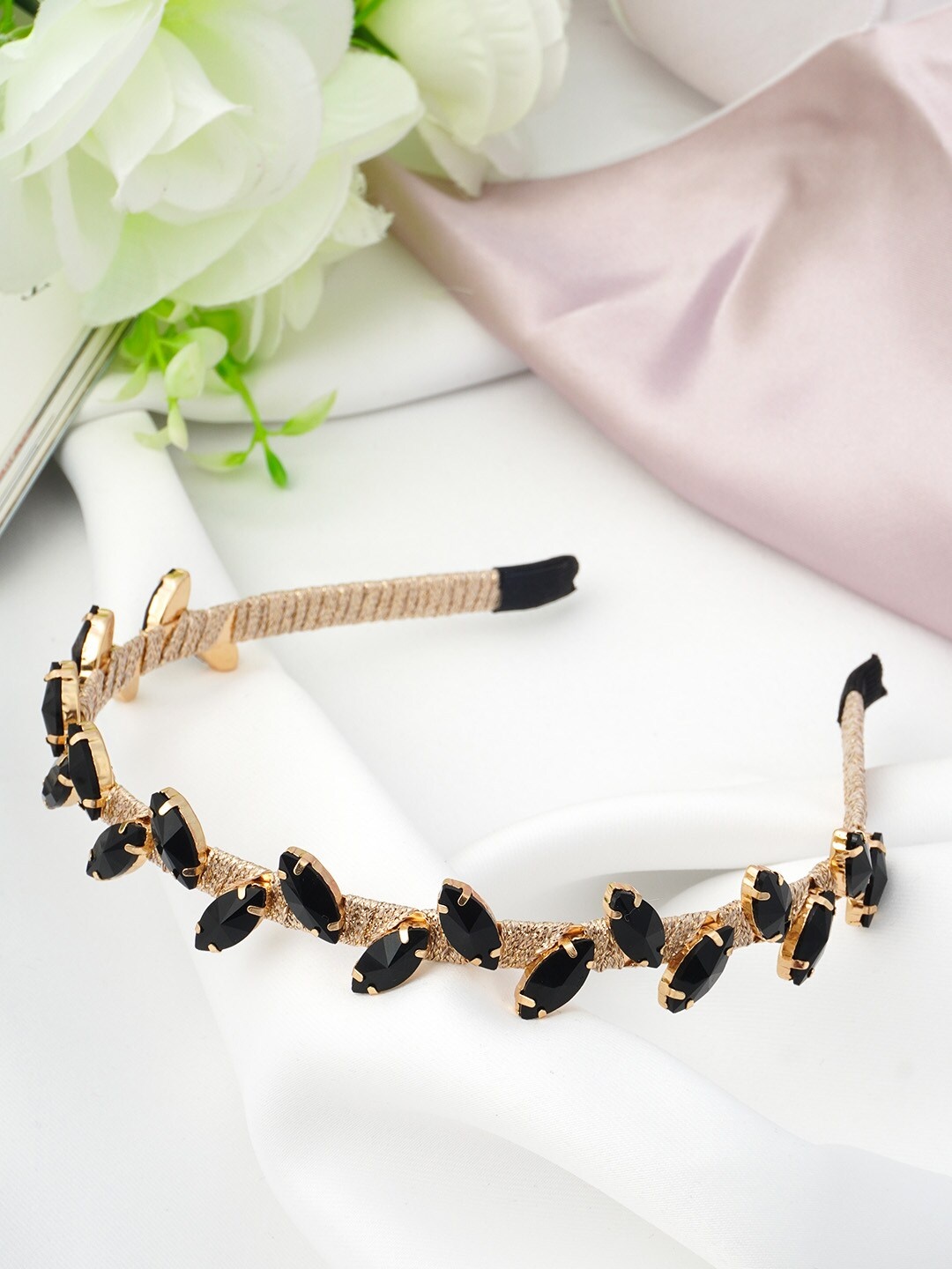 

Ferosh Women Black & Gold-Toned Embellished Hairband