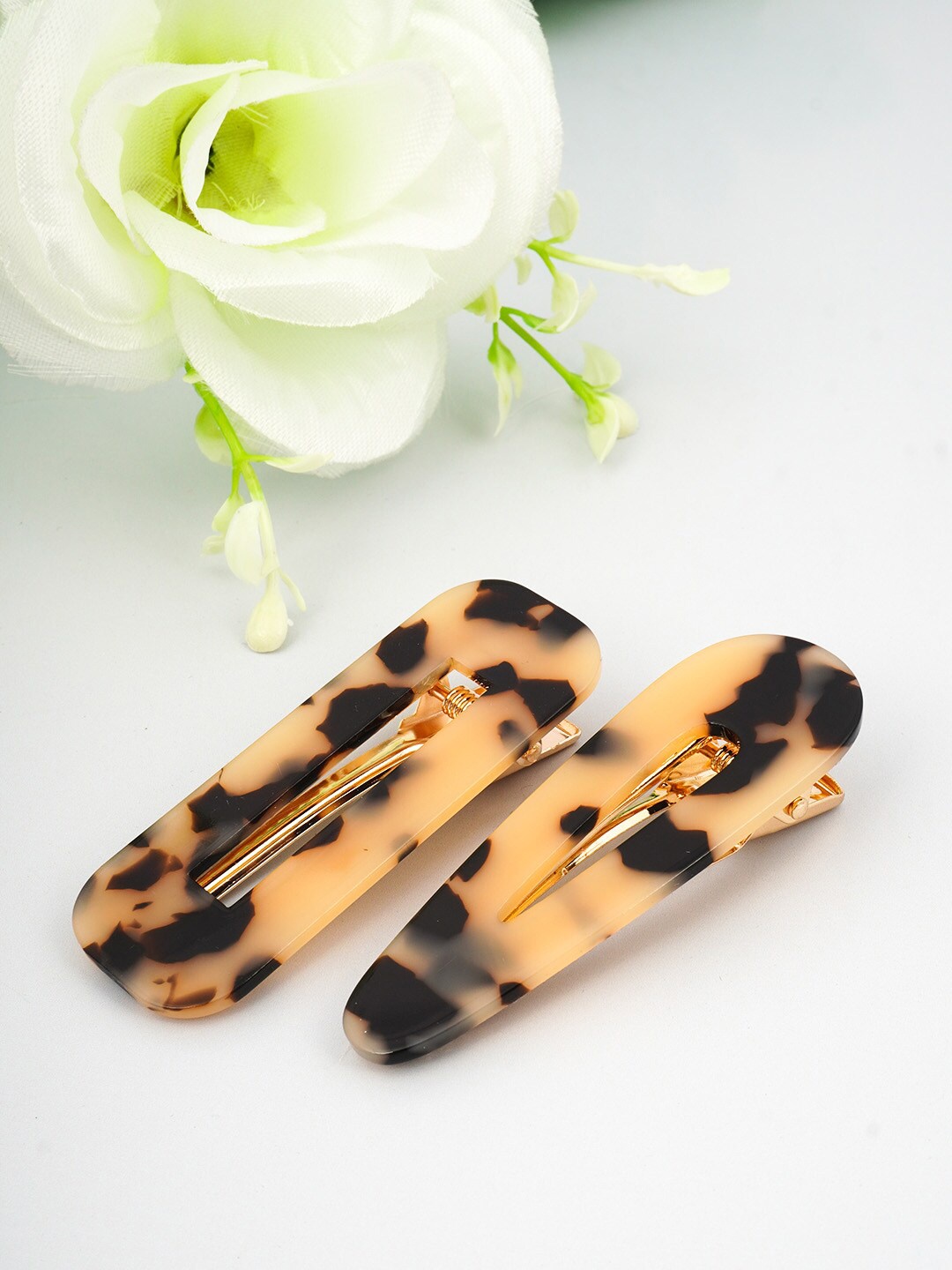 

Ferosh Women Yellow & Black Set of 2 Embellished Tic Tac Hair Clips