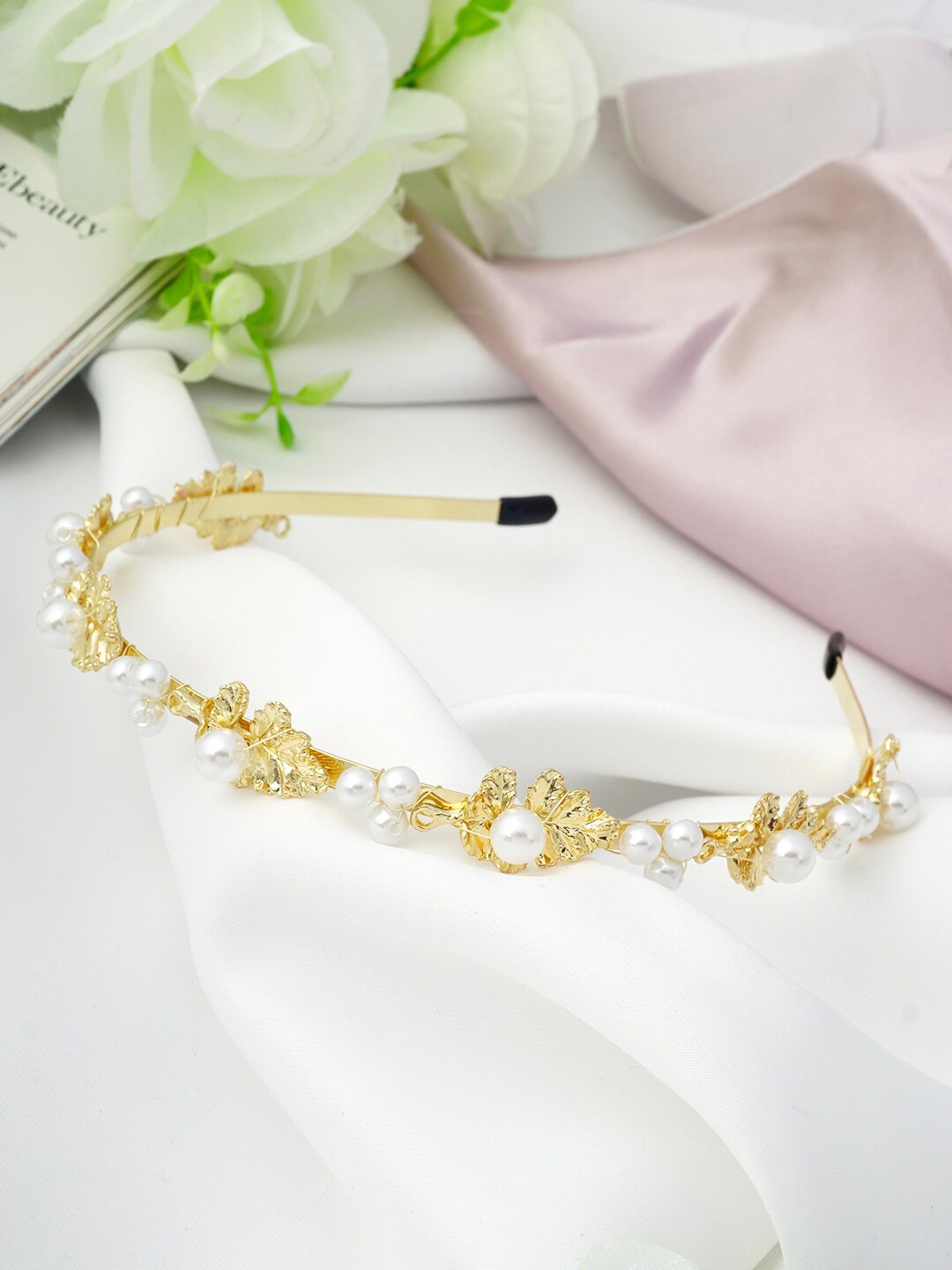 

Ferosh Women Gold-Toned & White Embellished Hairband