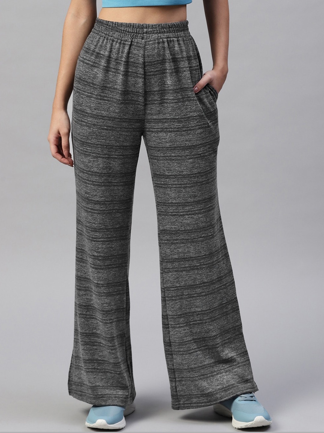 

Laabha Women Grey Printed Track Pant