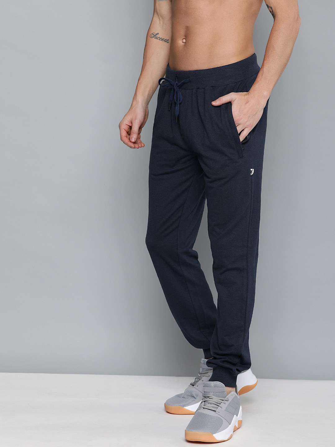 

Kook N Keech Navy Blue Solid Slim Fit Joggers