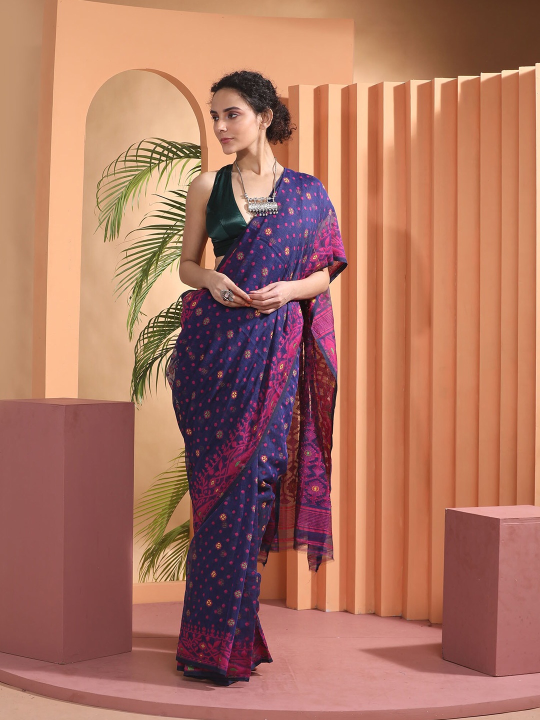 

BEATITUDE Blue & Pink Woven Design Silk Cotton Jamdani Saree