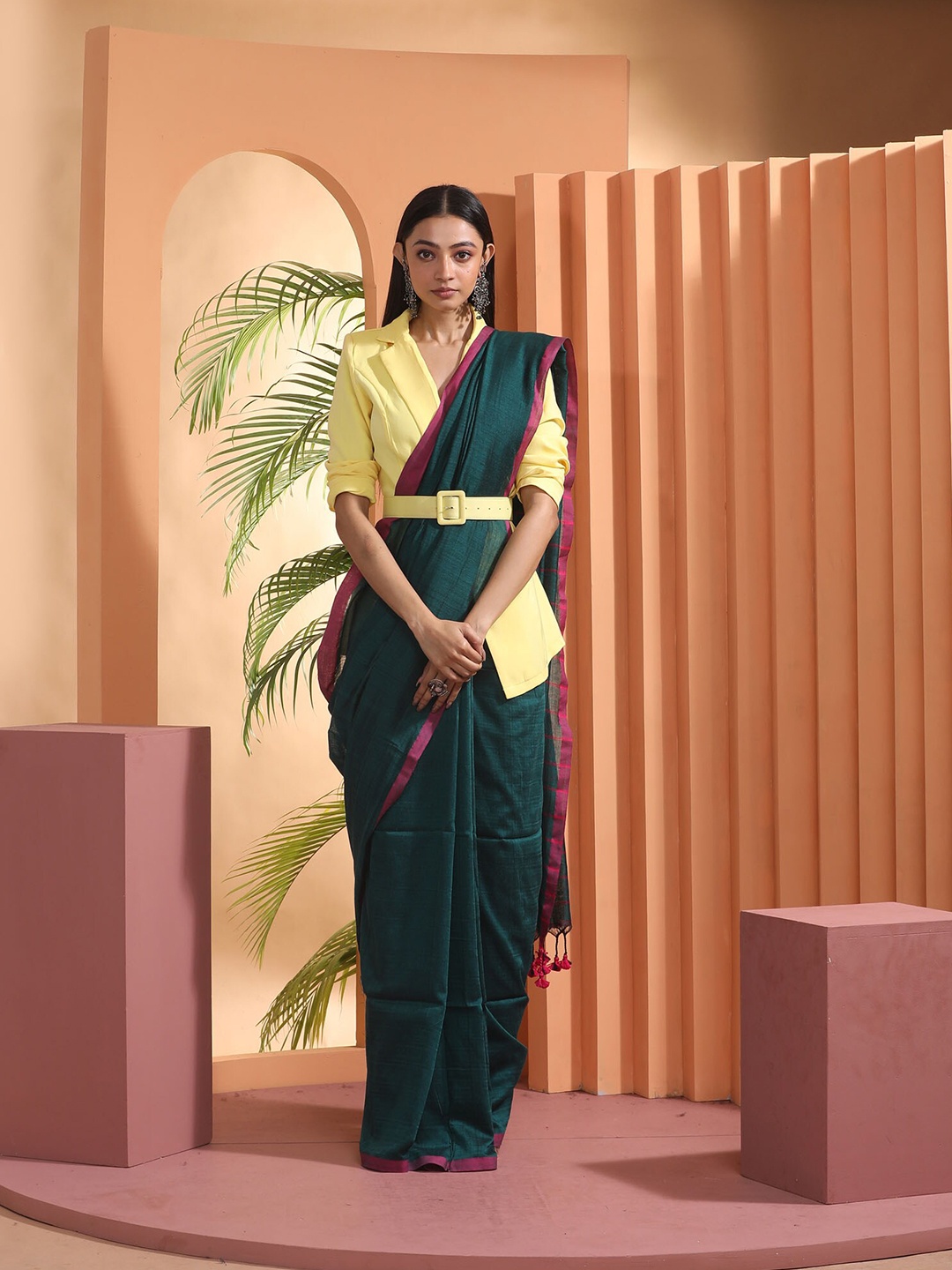 

BEATITUDE Green & Purple Pure Cotton Saree