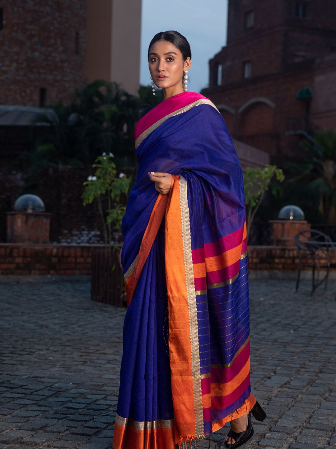 

BEATITUDE Blue & Pink Striped Zari Saree