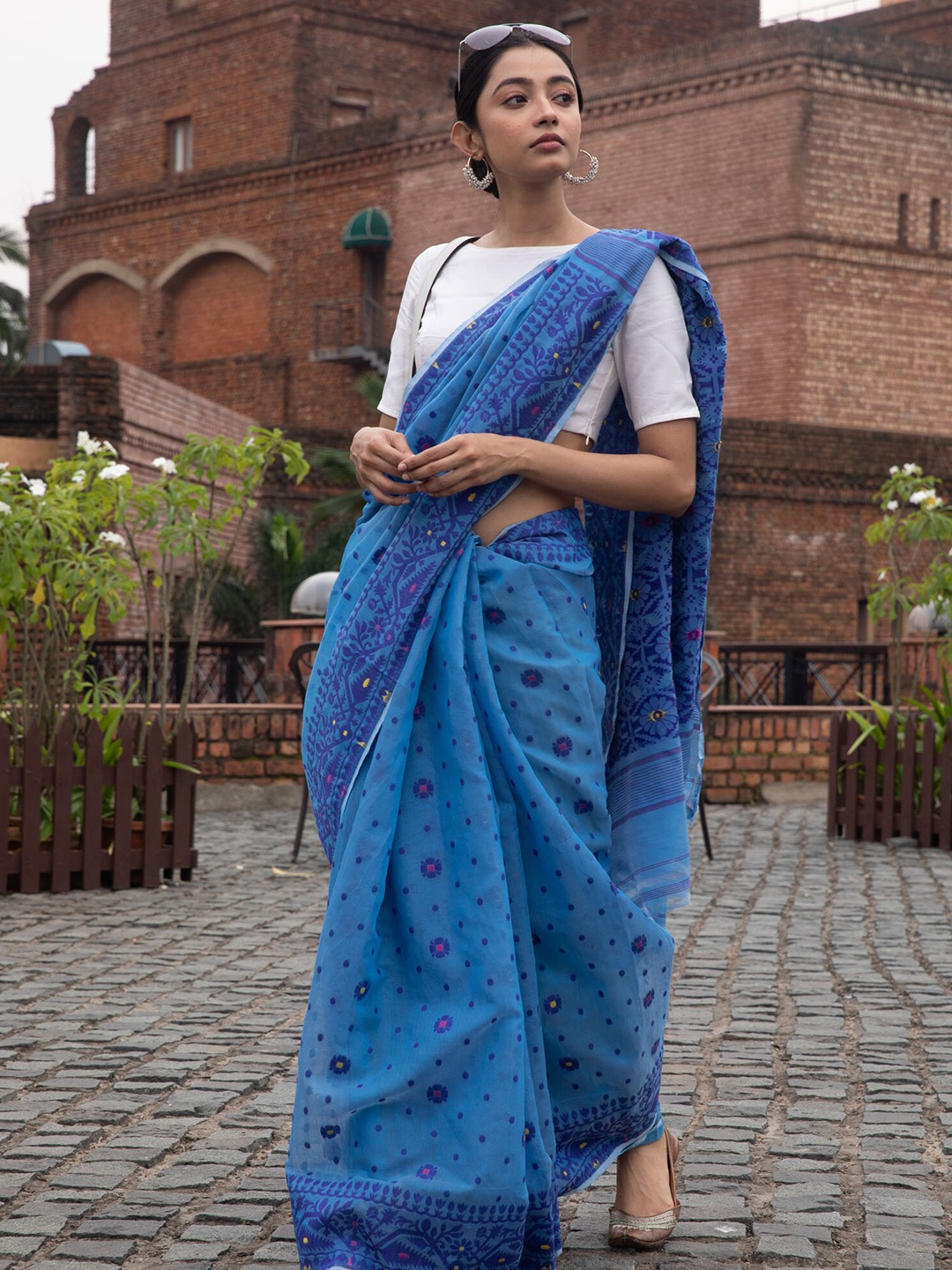

BEATITUDE Blue Woven Design Silk Cotton Jamdani Saree