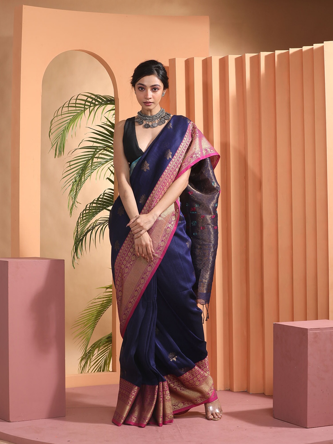 

BEATITUDE Navy Blue & Pink Ethnic Motifs Zari Pure Linen Saree