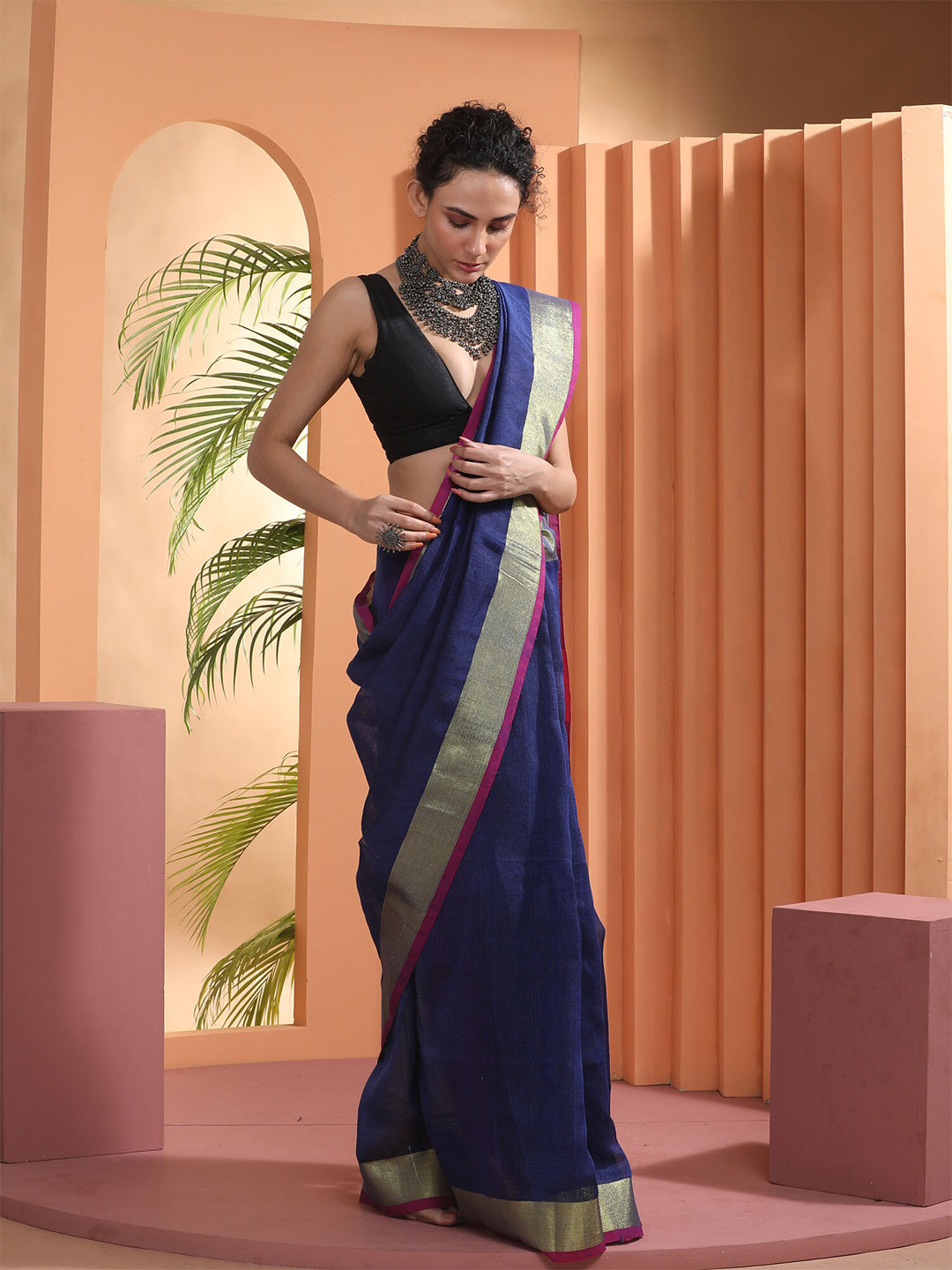 

BEATITUDE Blue & Pink Pure Linen Saree