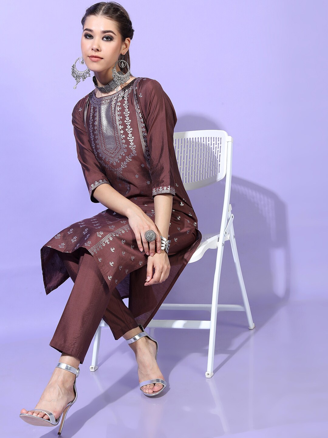 

Vishudh Women Floral Viscose Rayon Kurta with Trouser, Maroon