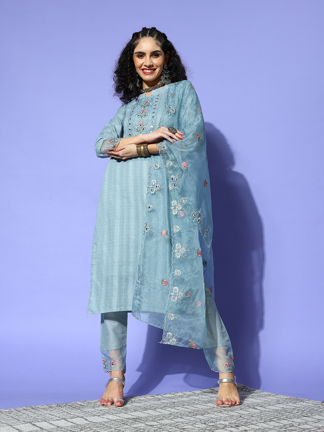 

Indo Era Women Blue Cotton Blend Pakistani Suit Kurta Set