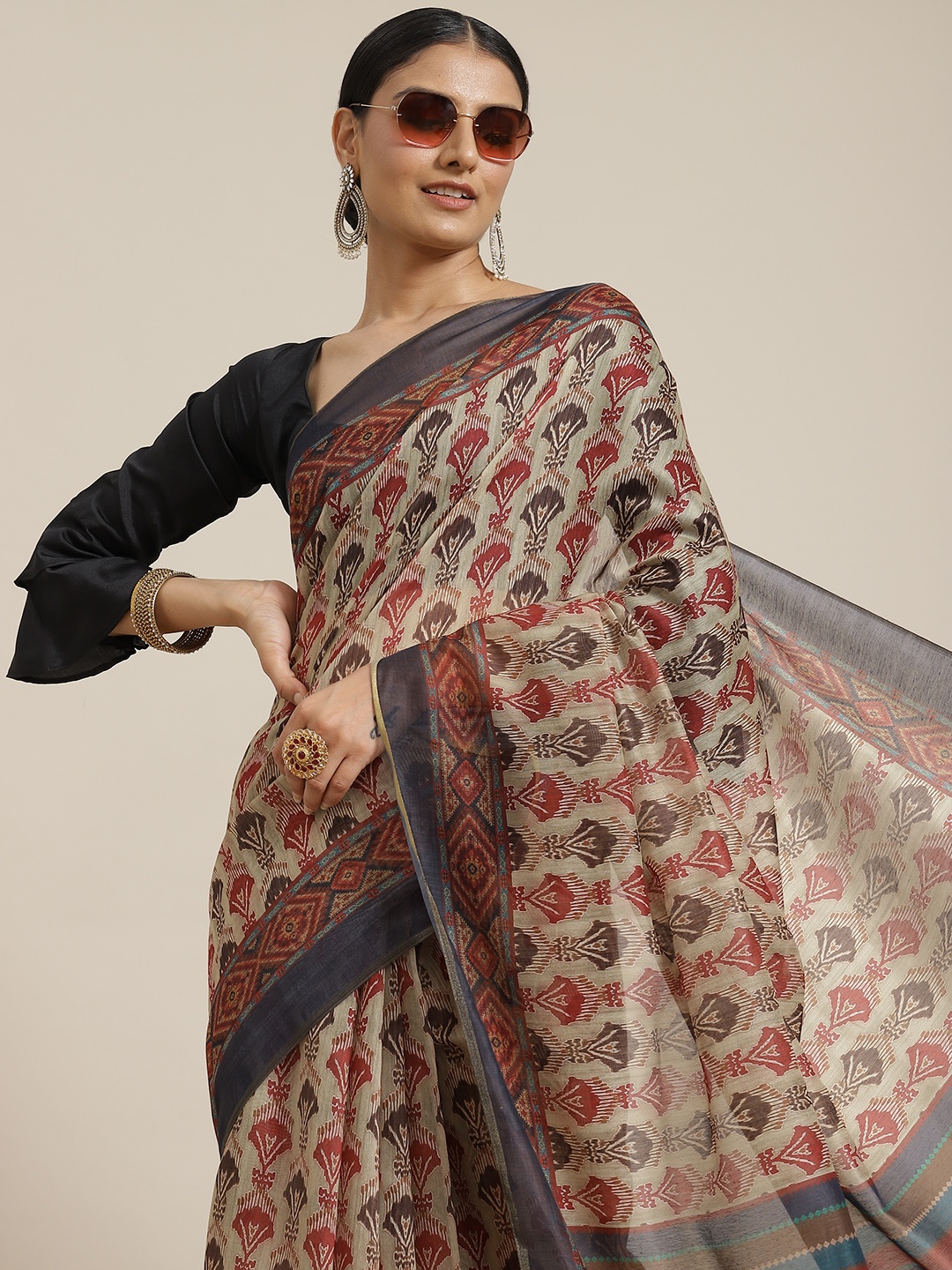 

Silk Land Kalamkari Cotton Blend Digital Print Saree, Beige