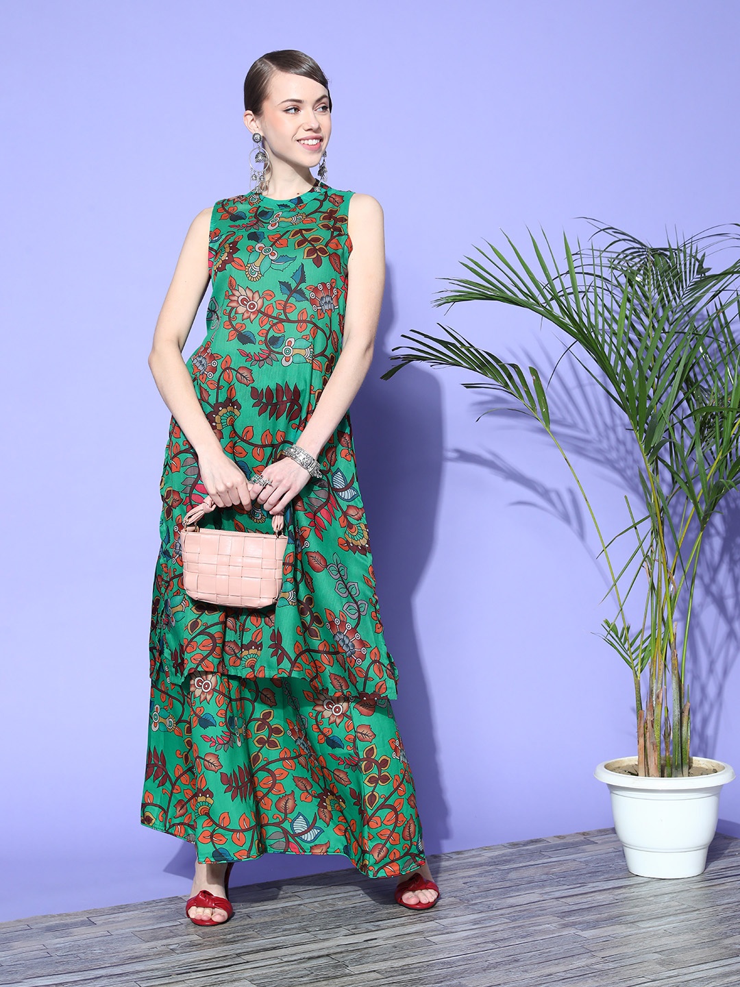 

InWeave Women Green Ethnic Motifs Printed Kurta with Palazzos