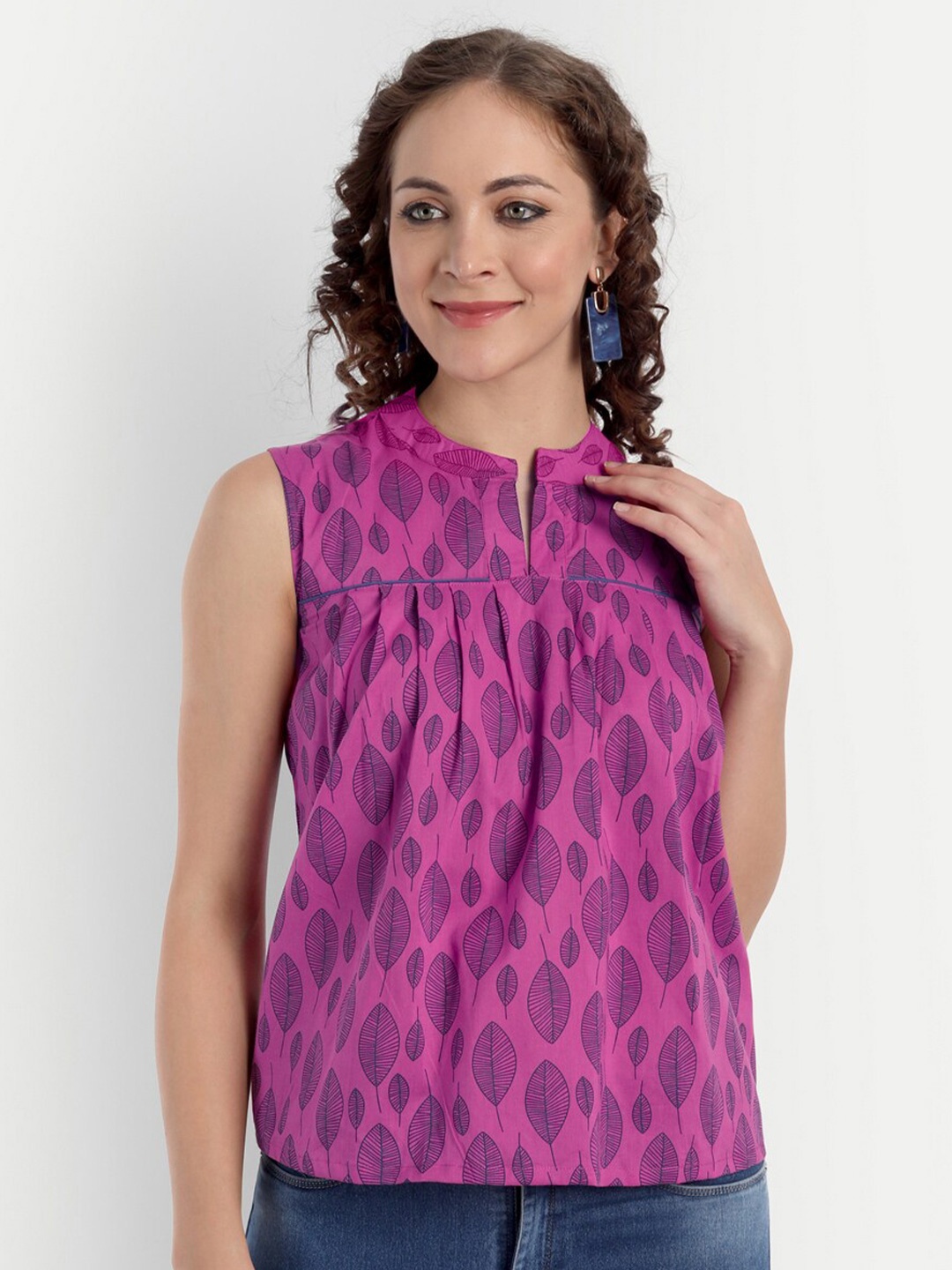 

CHARMGAL Pink & Navy Blue Geometric Print Mandarin Collar Pure Cotton Top