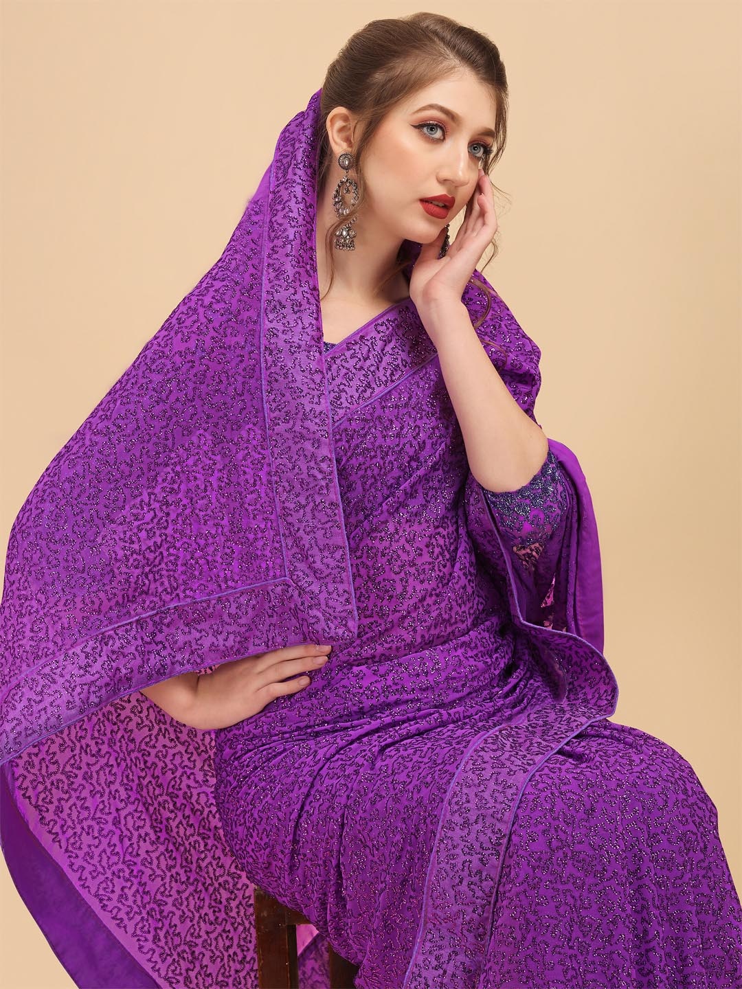 

Sangria Lavender & Purple Embellished Sequinned Pure Georgette Saree