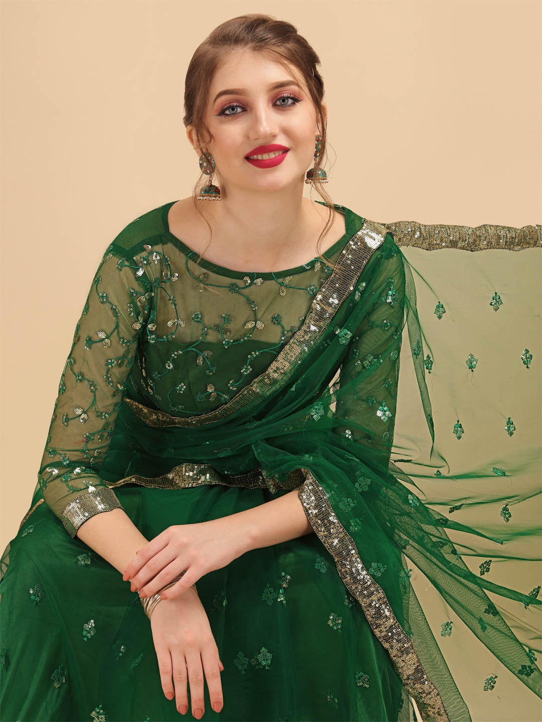 

Sangria Green & Golden Embellished Sequinned Net Saree