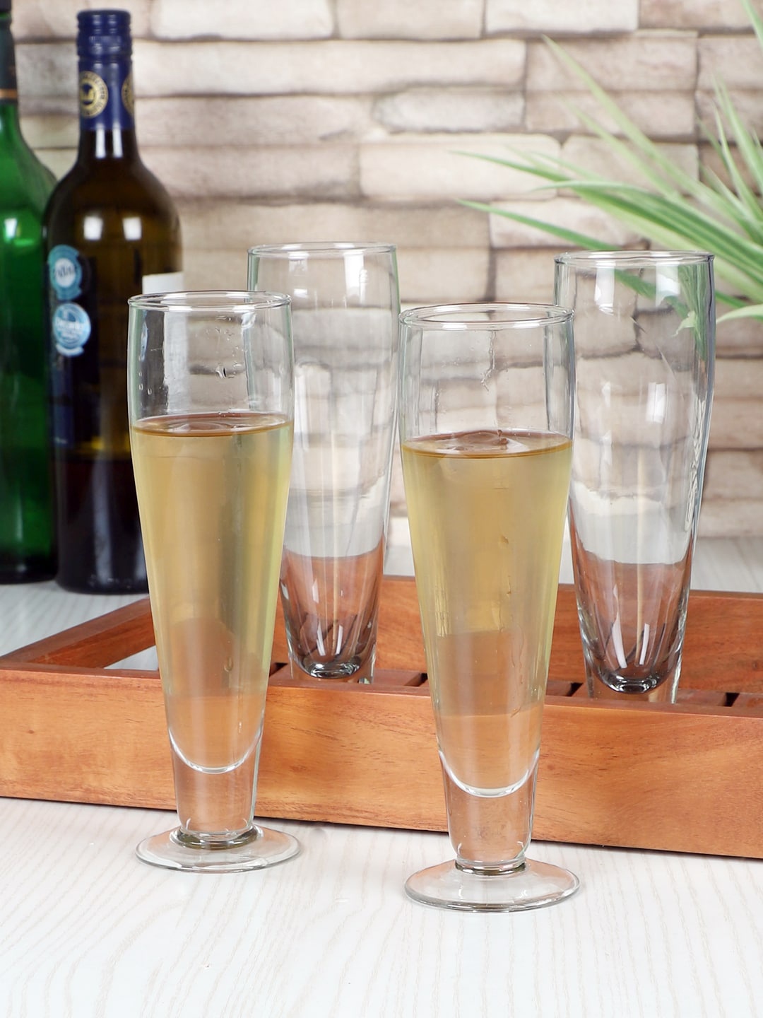 

ceradeco Set of 6 Transparent Solid Long Wine Glasses