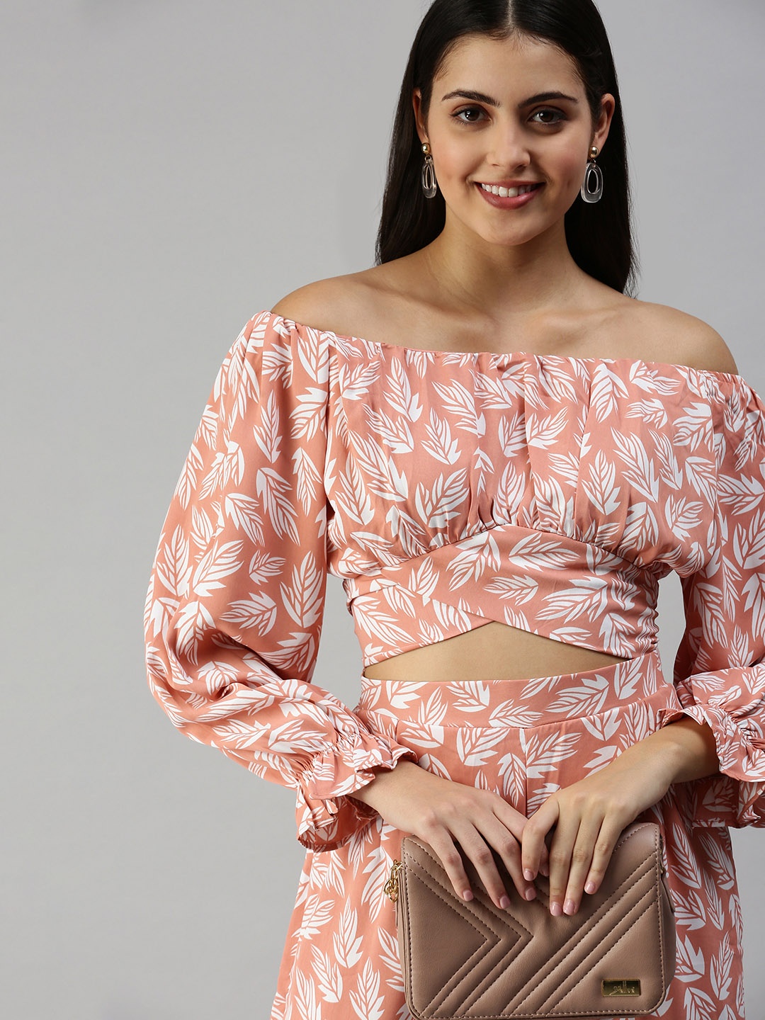 

SHOWOFF Women Peach & White Floral Printed Co-Ords