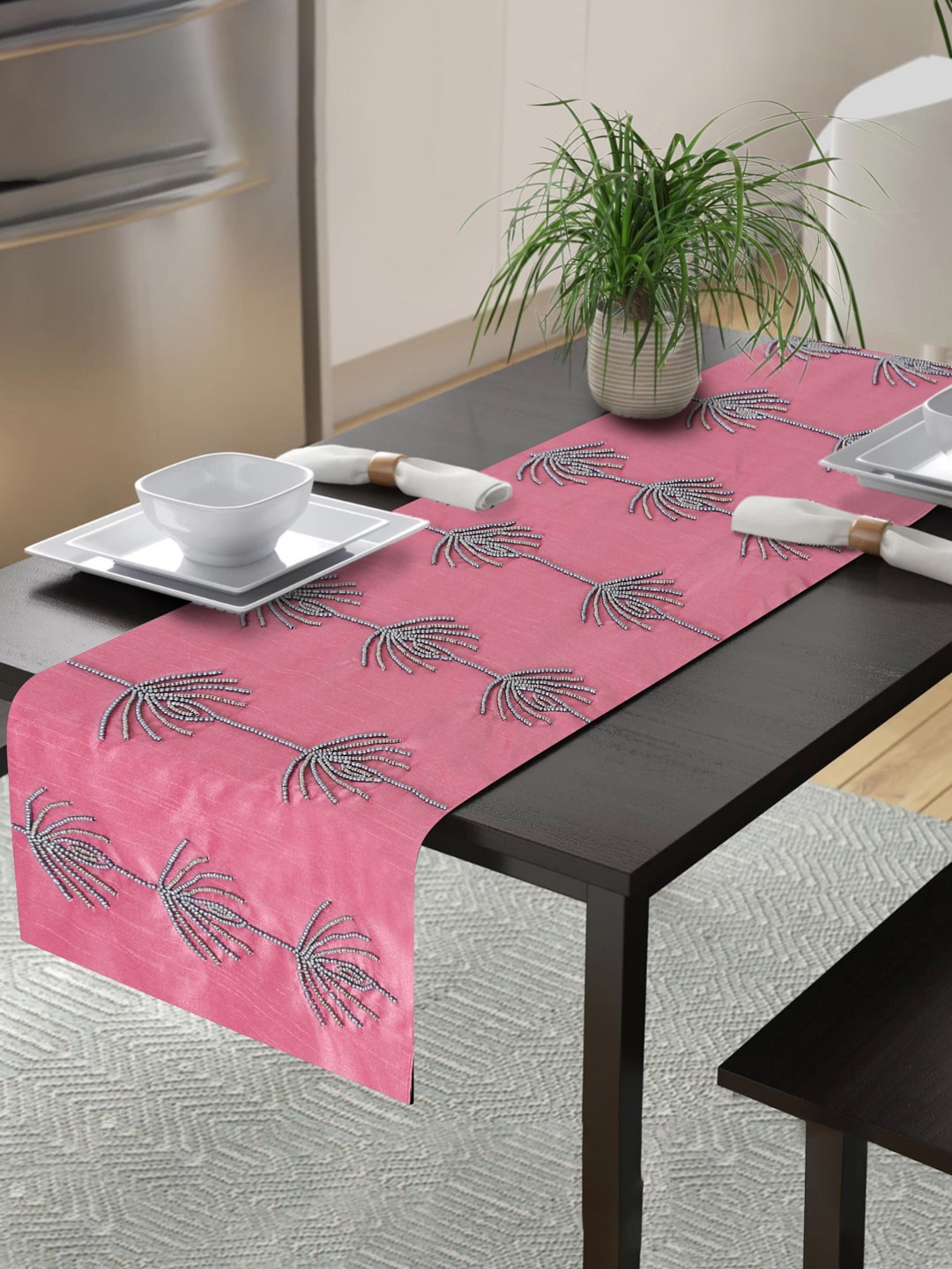 

Alina decor Pink Embroidered 6-Seater Table Runner