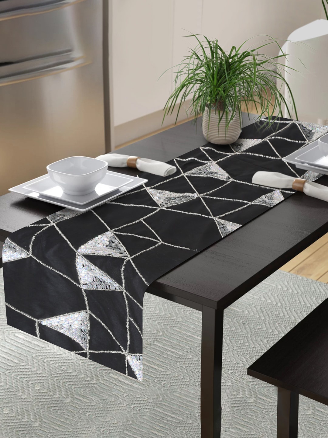 

Alina decor Black & White Sequin Embroidered Table Runners