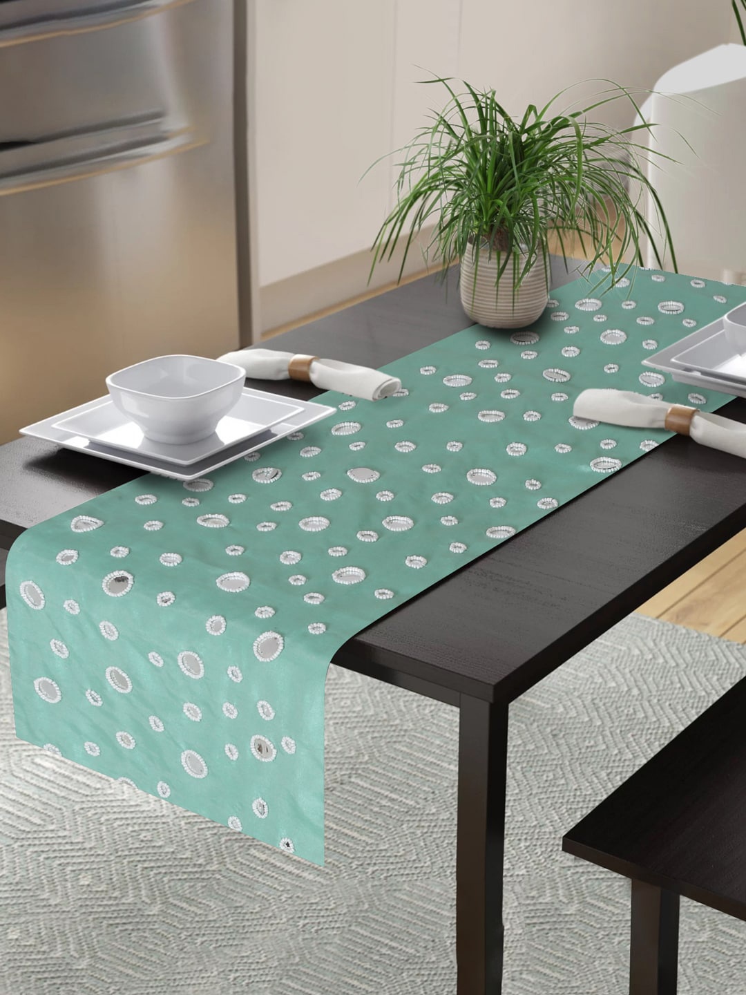 

Alina decor Green & White 6-Seater Embellished Table Runner