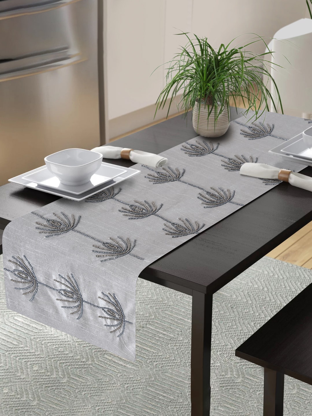 

Alina decor Grey Embroidered 6-Seater Table Runner